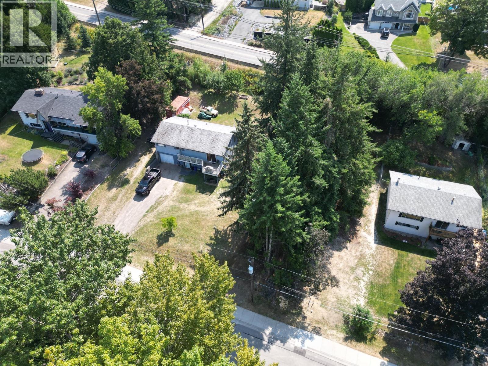2110 1 Avenue Ne, Salmon Arm, British Columbia  V1E 1Z4 - Photo 9 - 10396430