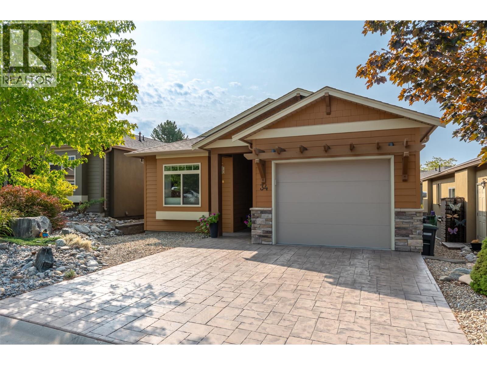 6833 Meadows Drive Unit# 34, Oliver, British Columbia  V0H 1T4 - Photo 2 - 10396196