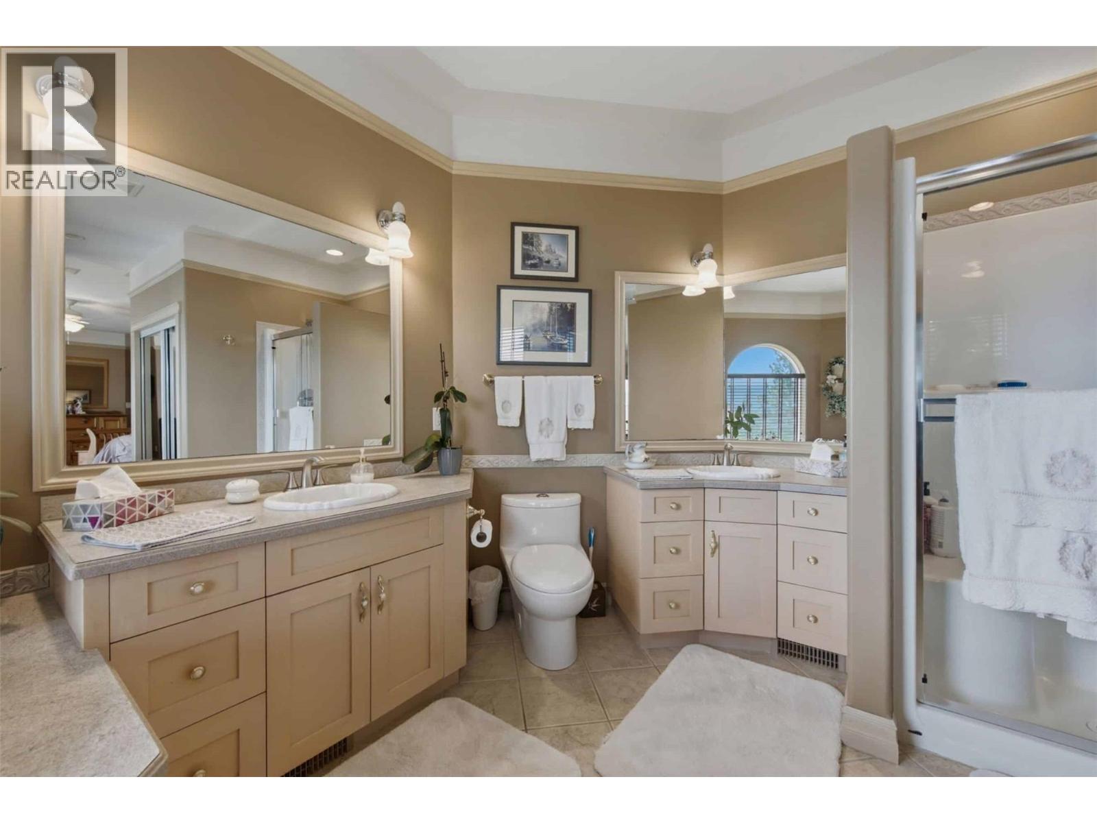594 Mountain Drive, Vernon, British Columbia  V1H 2B7 - Photo 29 - 10395204