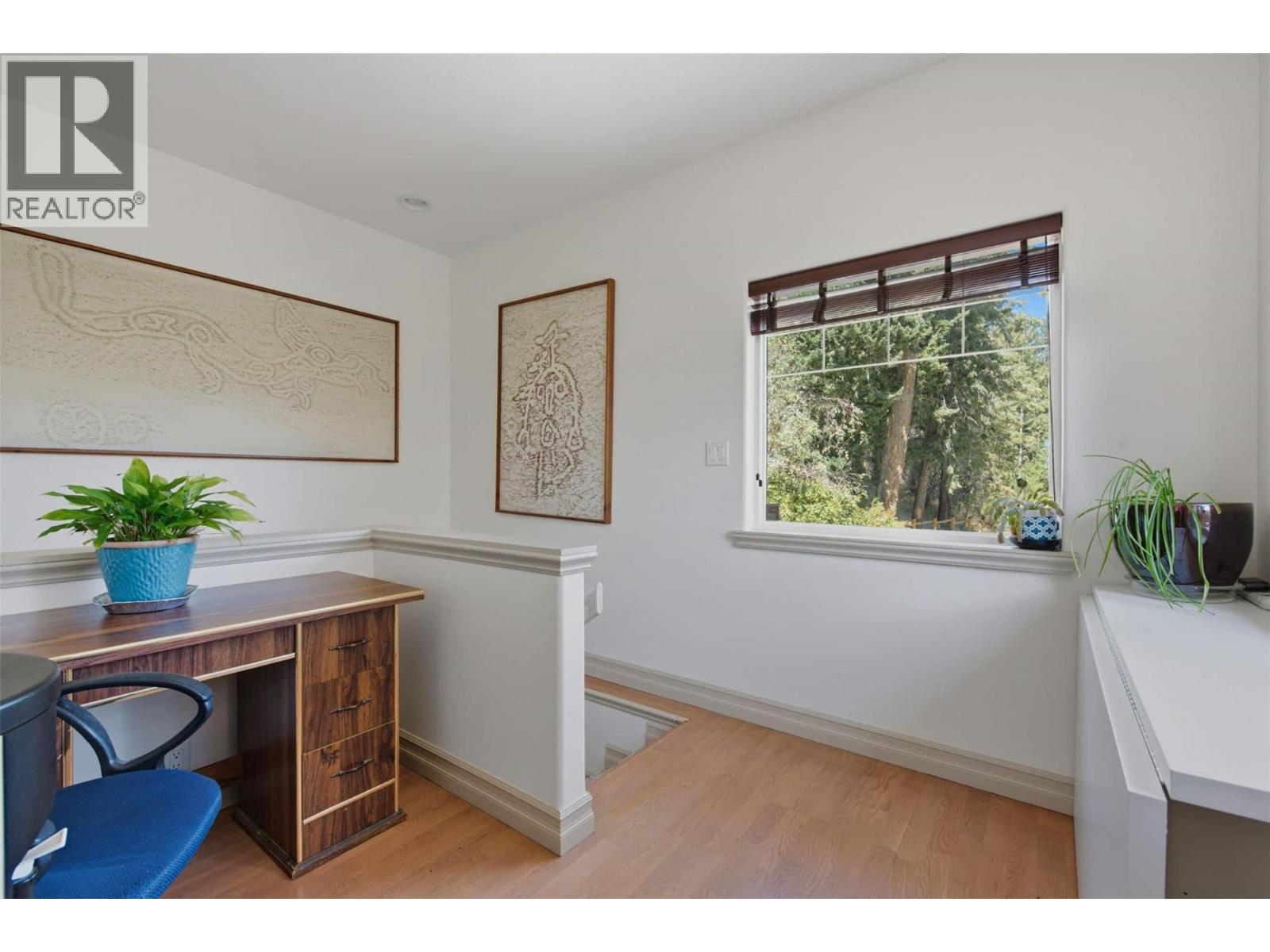 594 Mountain Drive, Vernon, British Columbia  V1H 2B7 - Photo 42 - 10395204
