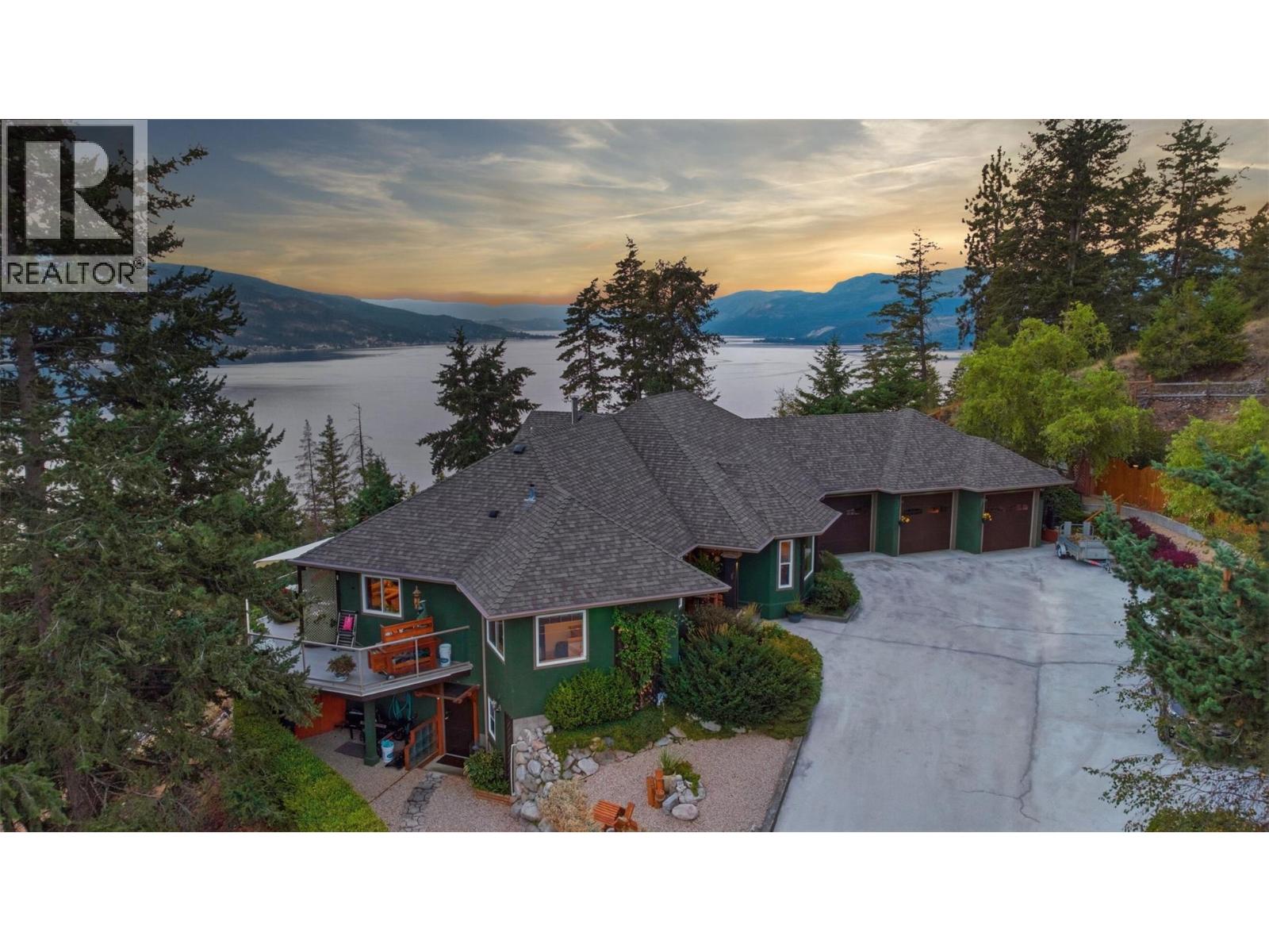 594 Mountain Drive, Vernon, British Columbia  V1H 2B7 - Photo 58 - 10395204