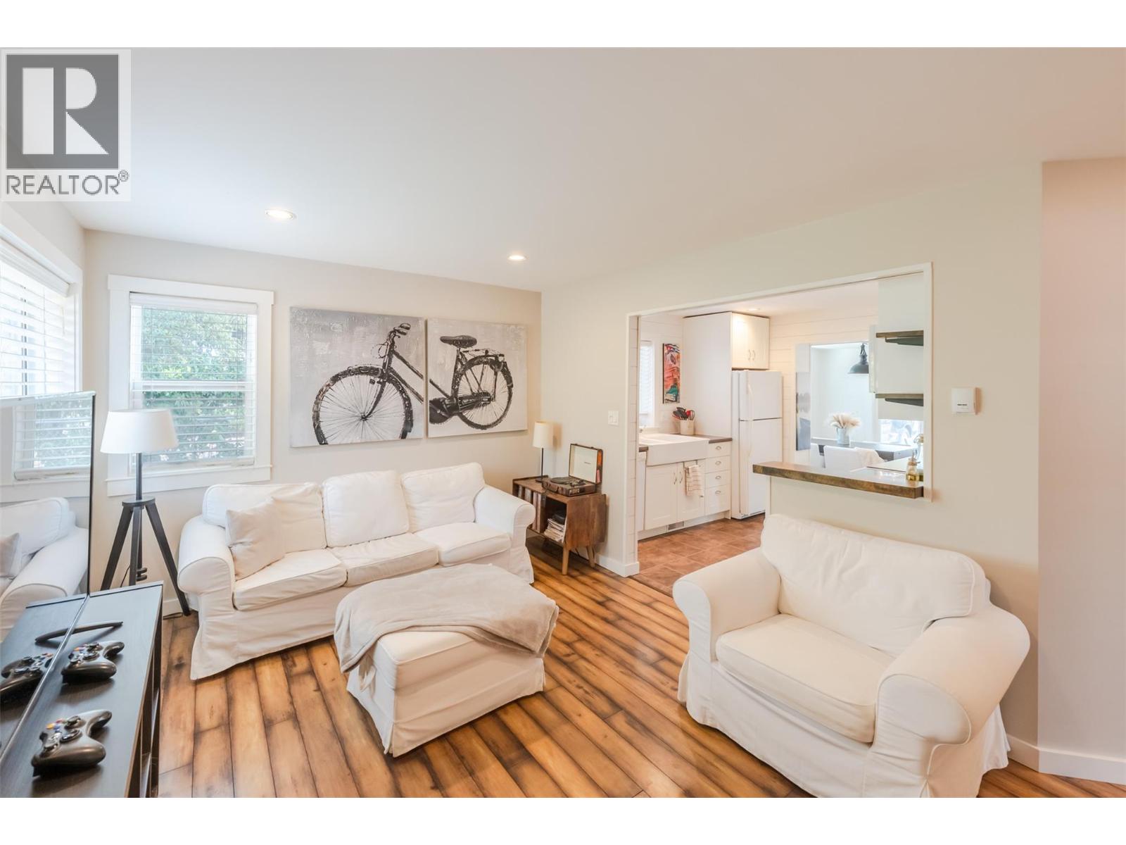 9705 Sargeant Street, Summerland, British Columbia  V0H 1Z3 - Photo 6 - 10396517