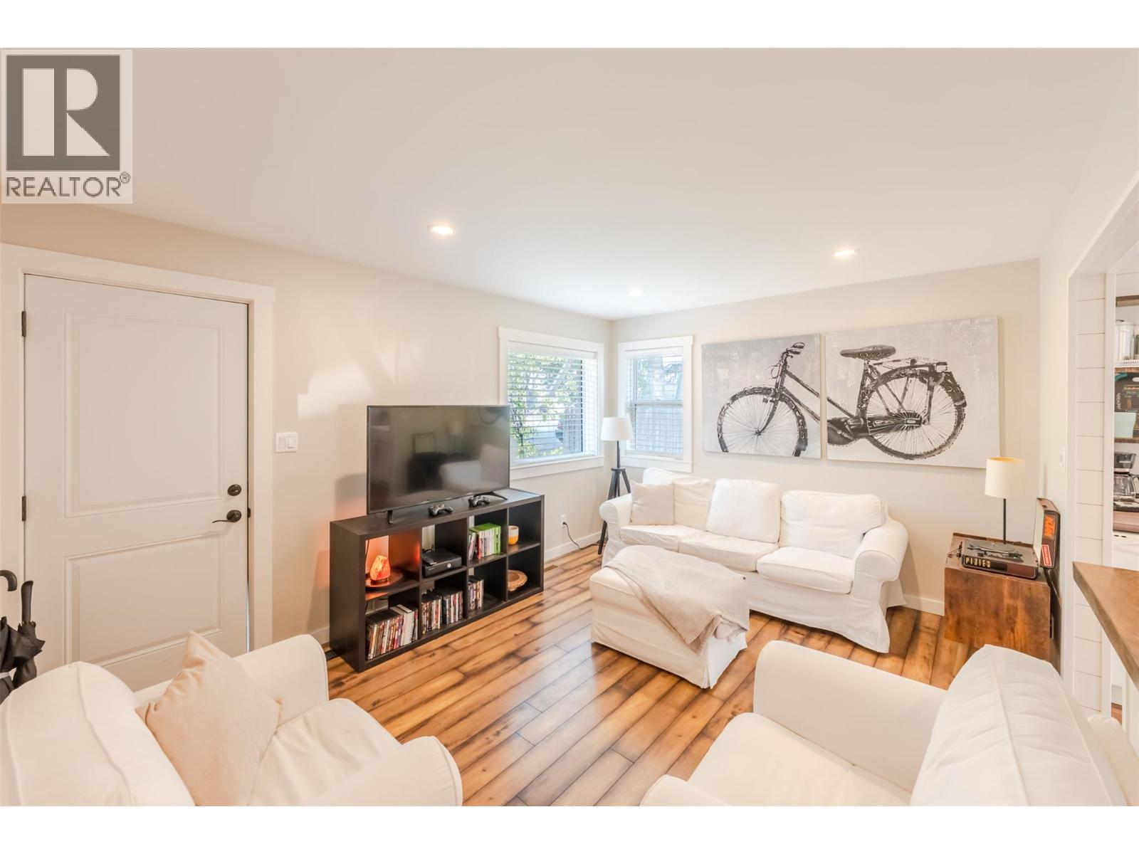 9705 Sargeant Street, Summerland, British Columbia  V0H 1Z3 - Photo 9 - 10396517