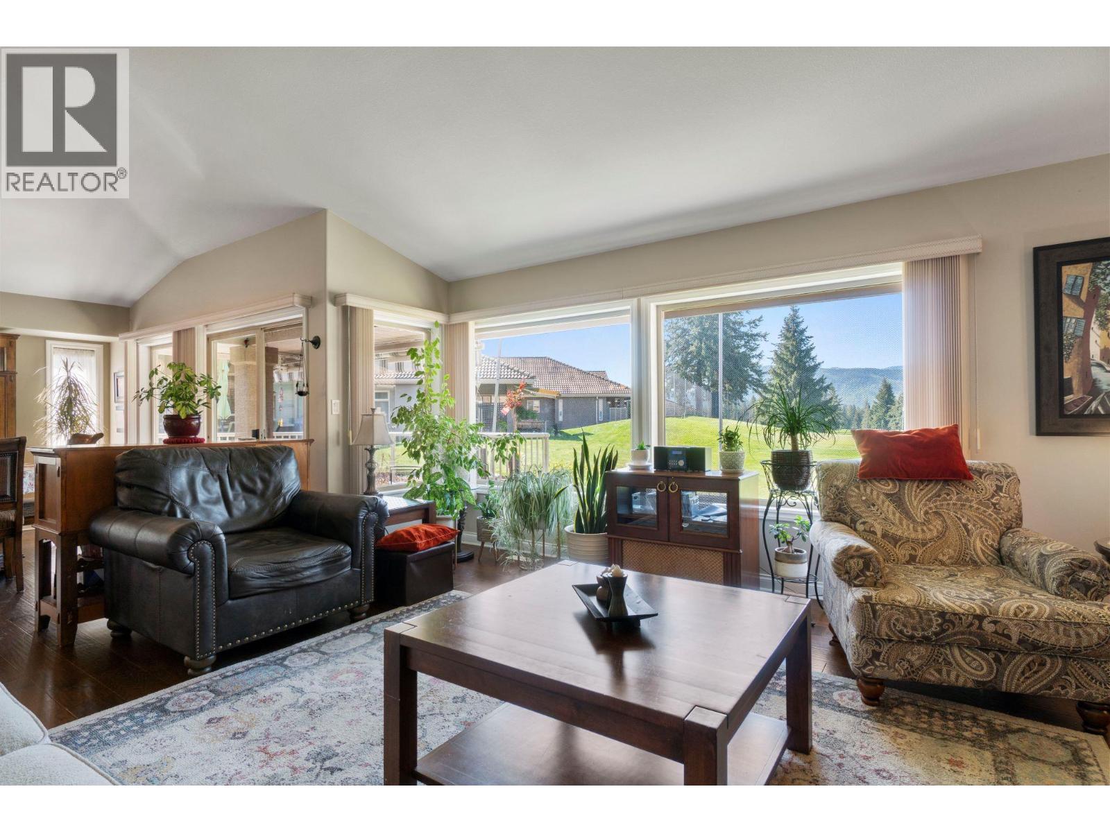 2550 Golf Course Drive Unit# 11, Blind Bay, British Columbia  V0E 1H1 - Photo 2 - 10396436