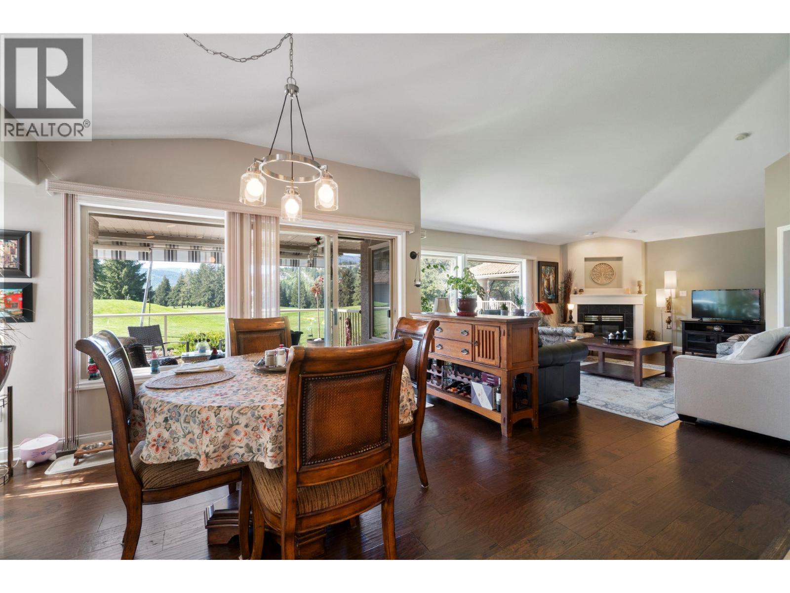 2550 Golf Course Drive Unit# 11, Blind Bay, British Columbia  V0E 1H1 - Photo 23 - 10396436