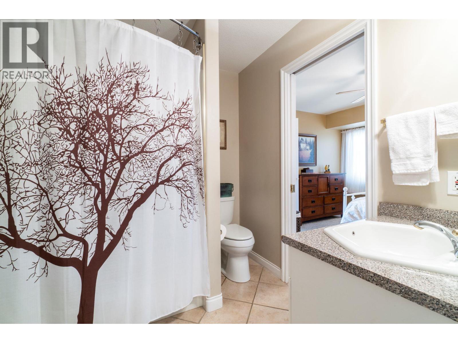 2550 Golf Course Drive Unit# 11, Blind Bay, British Columbia  V0E 1H1 - Photo 35 - 10396436