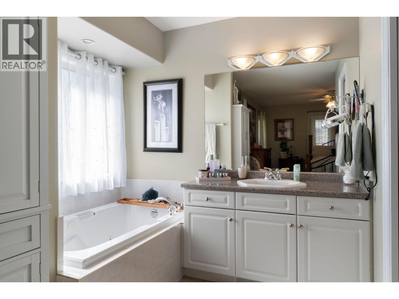 2550 Golf Course Drive Unit# 11, Blind Bay, British Columbia  V0E 1H1 - Photo 42 - 10396436