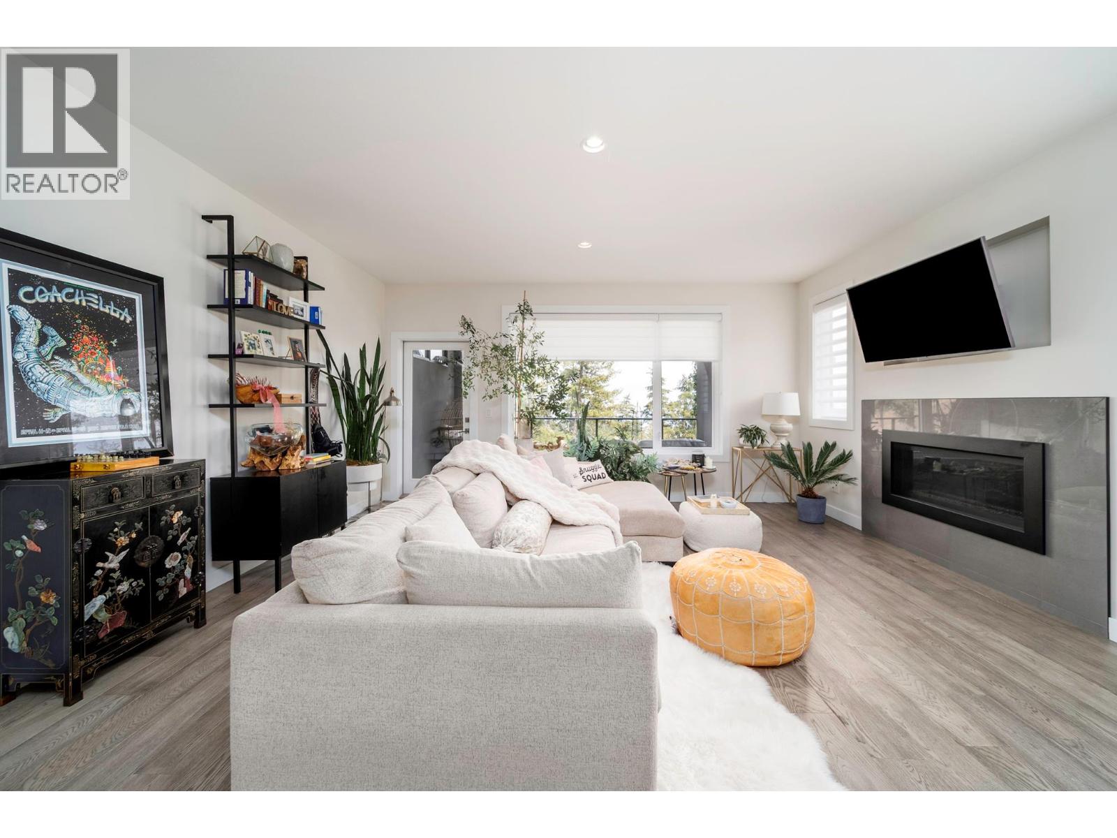 1349 Rocky Point Drive Unit# 2, Kelowna, British Columbia  V1V 0B5 - Photo 5 - 10396427