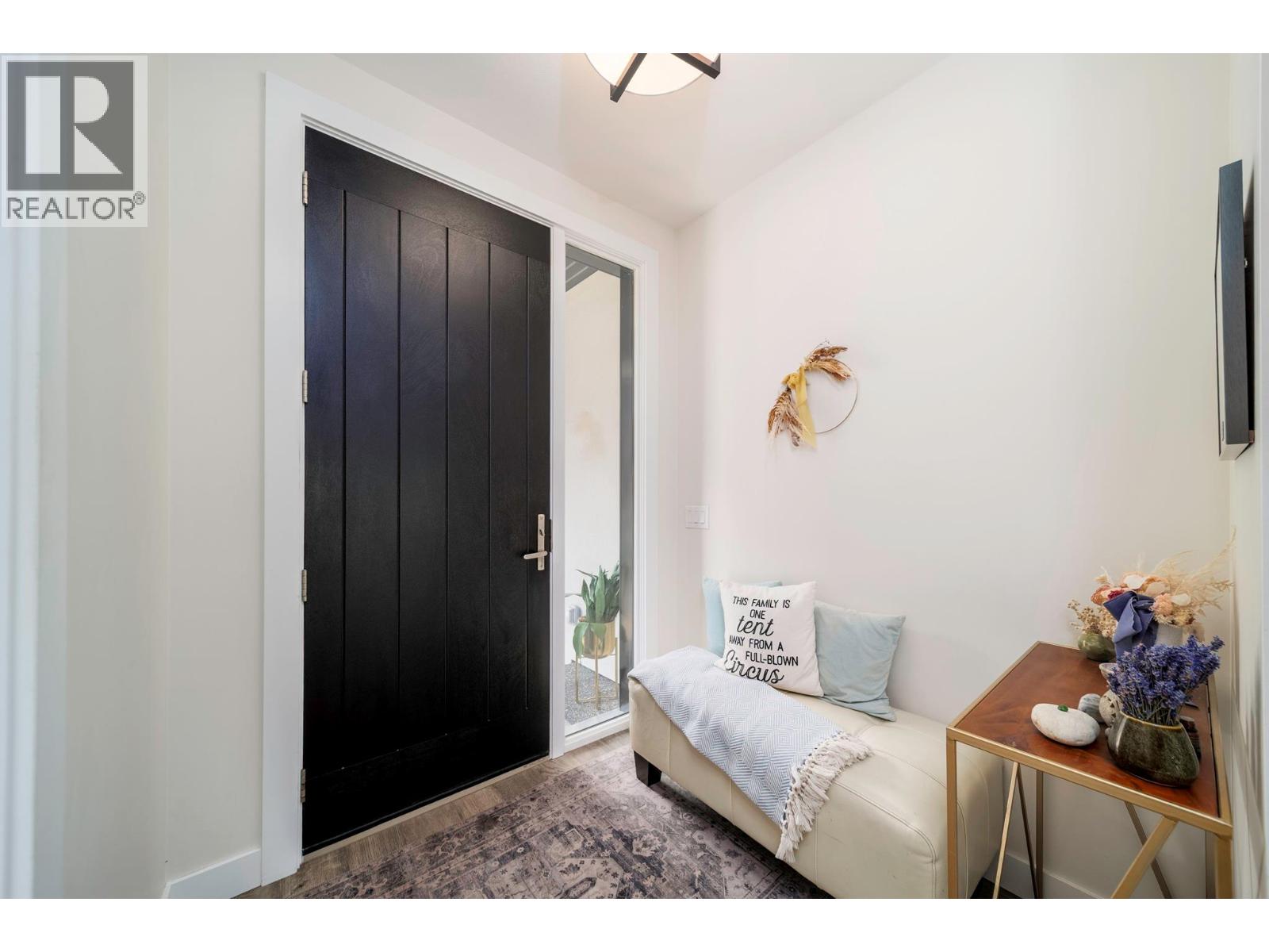 1349 Rocky Point Drive Unit# 2, Kelowna, British Columbia  V1V 0B5 - Photo 6 - 10396427
