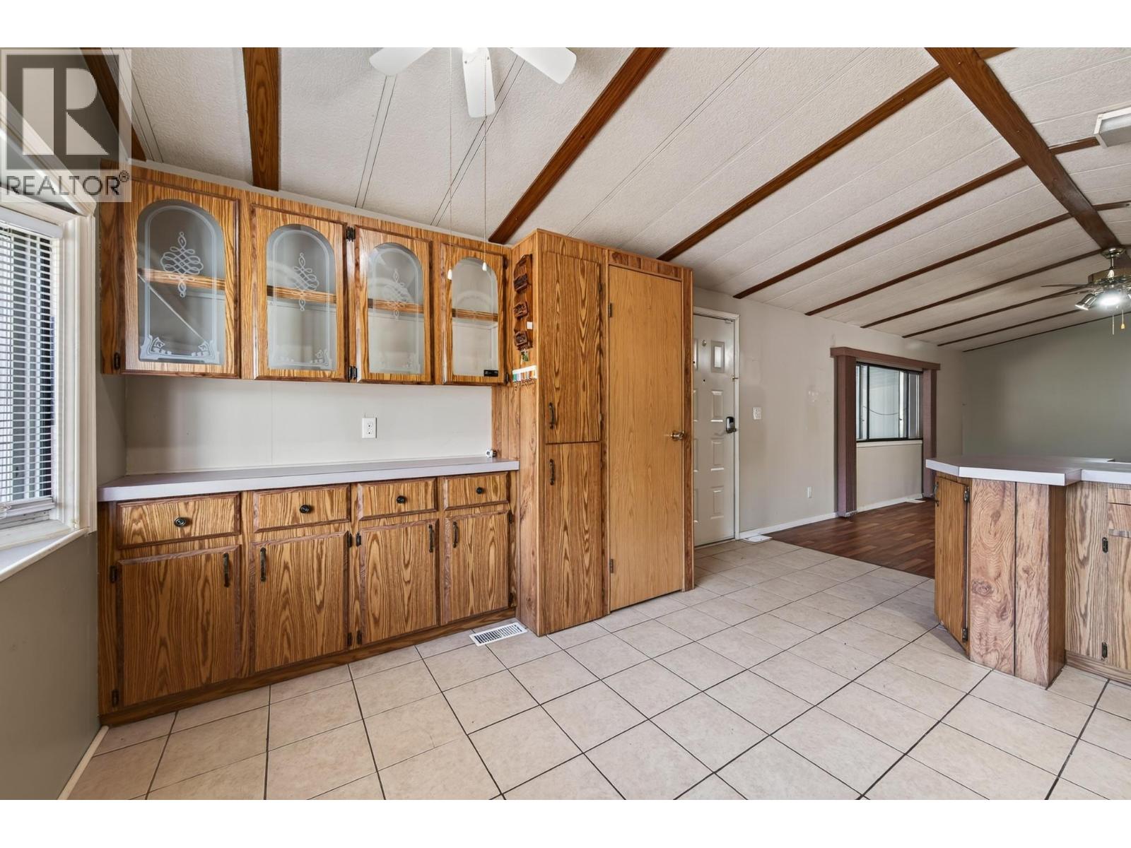 5280 69 Avenue Ne, Salmon Arm, British Columbia  V0E 1K0 - Photo 5 - 10396156