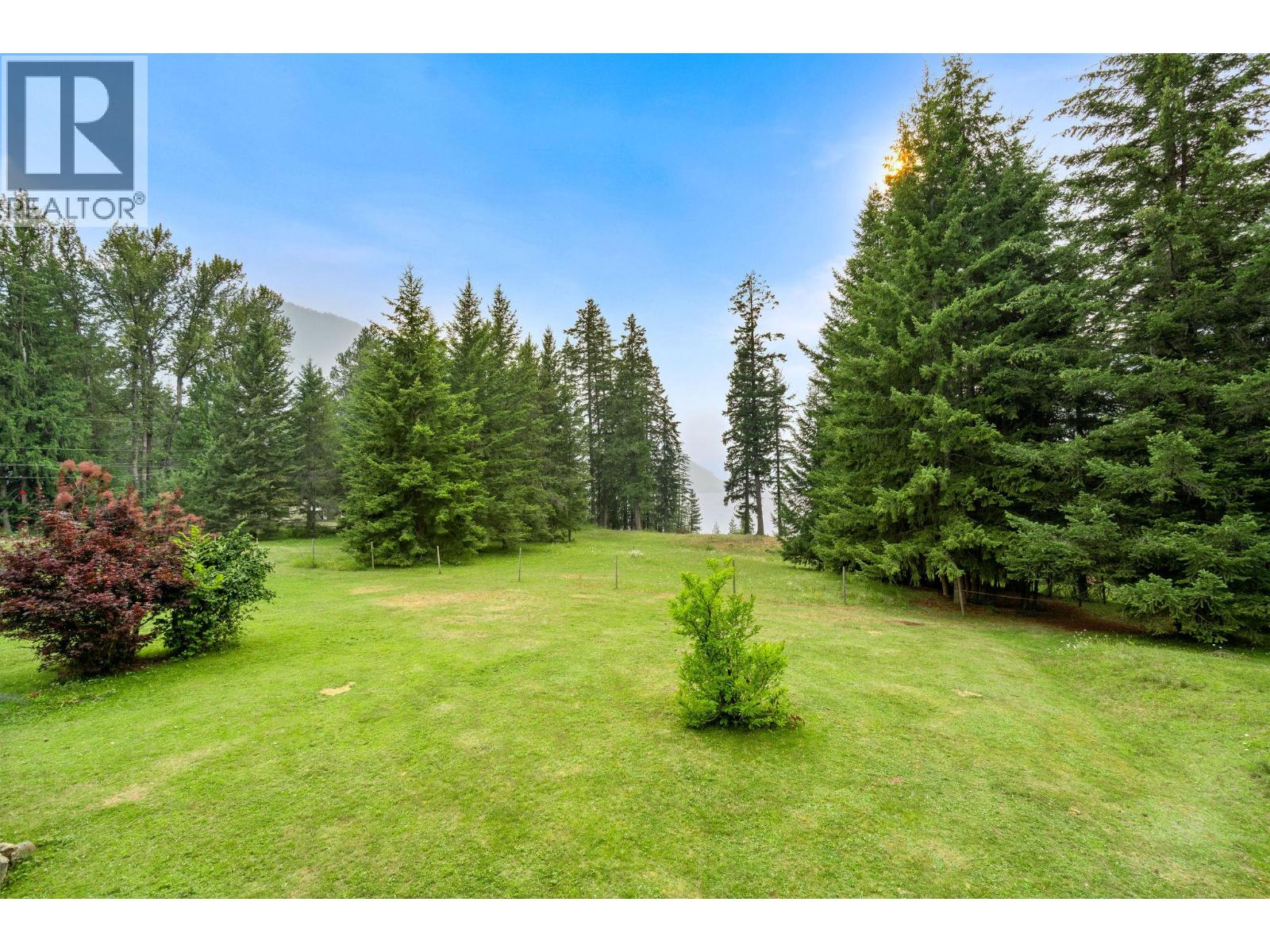 118 Baker Road, Burton, British Columbia  V0G 1R0 - Photo 3 - 10396418