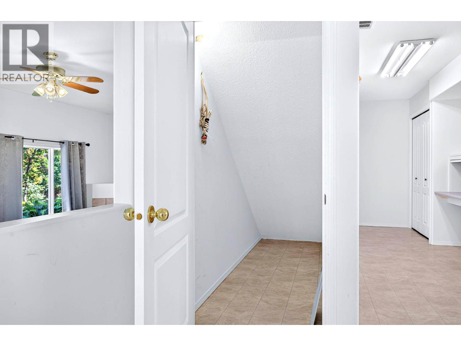 1575 Springhill Drive Unit# 31, Kamloops, British Columbia  V2E 2N9 - Photo 39 - 10396505