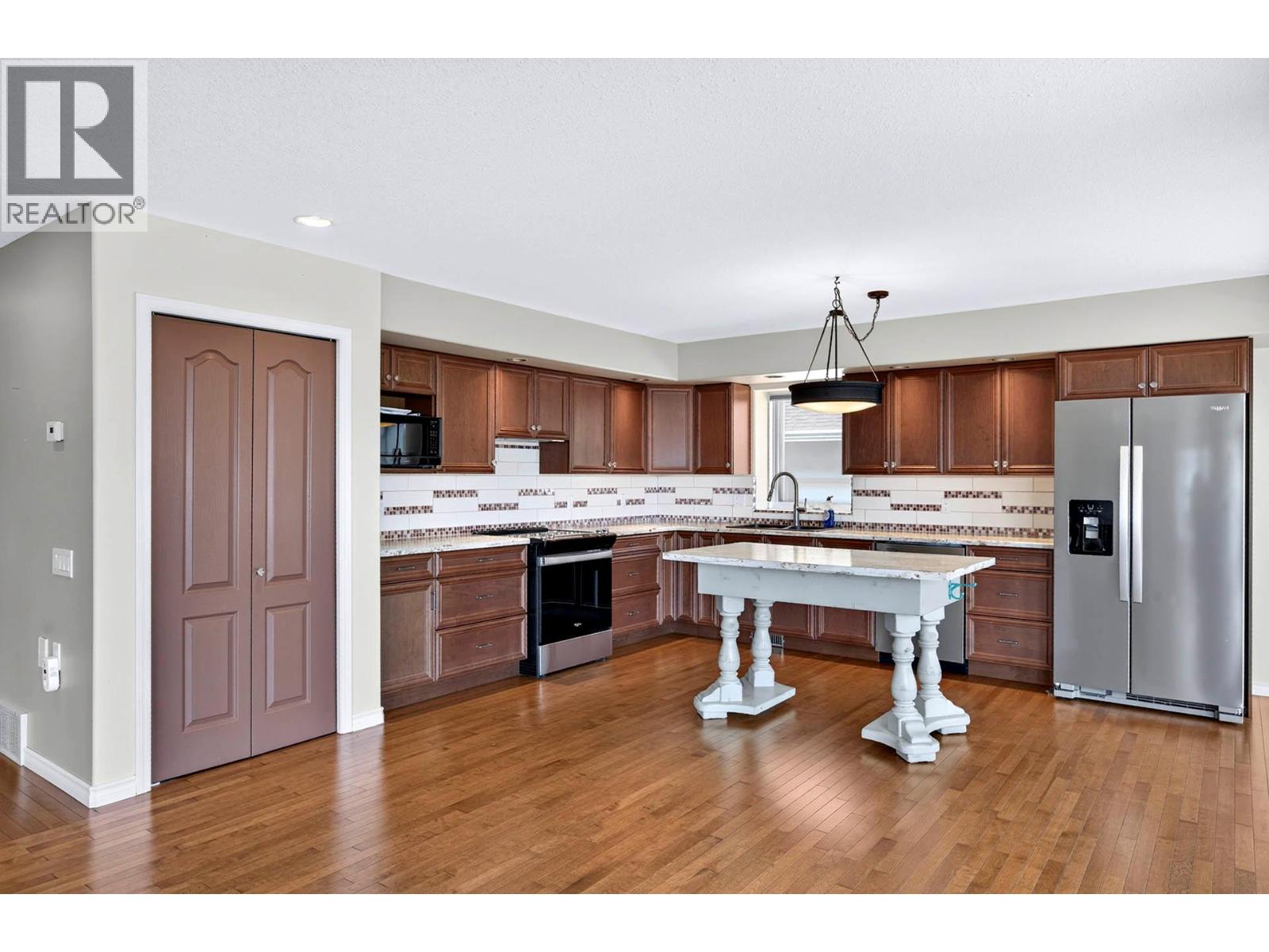 1575 Springhill Drive Unit# 31, Kamloops, British Columbia  V2E 2N9 - Photo 9 - 10396505