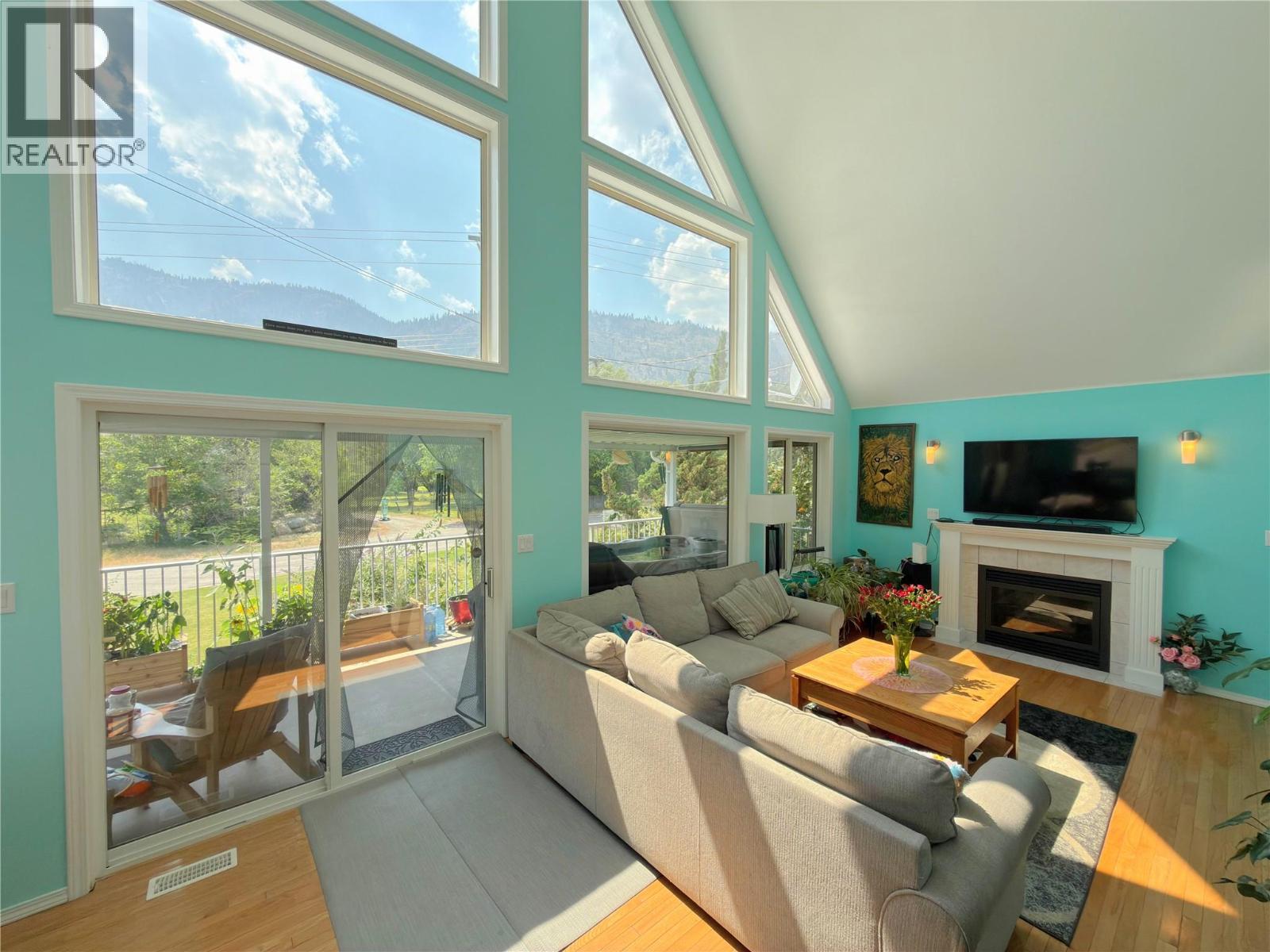 5012 14th Avenue, Okanagan Falls, British Columbia  V0H 1R0 - Photo 29 - 10396296