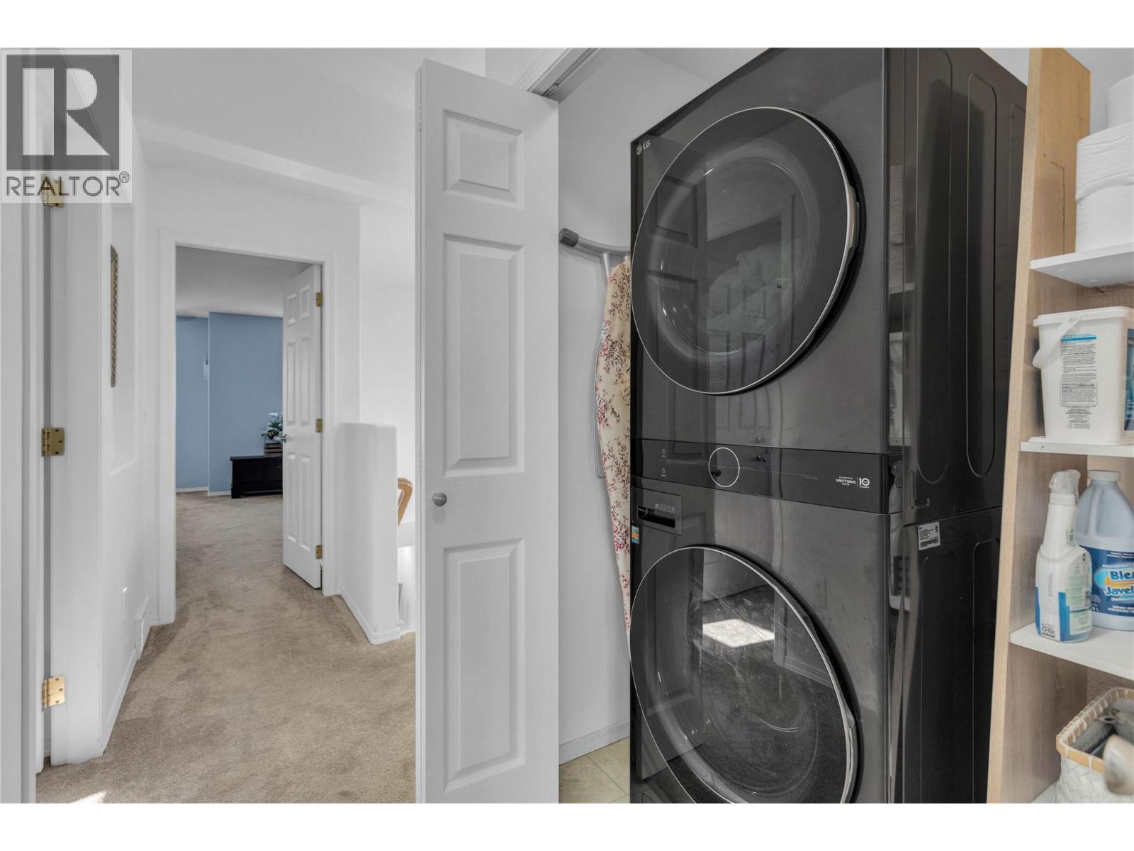 430 Mccarren Avenue, Kelowna, British Columbia  V1W 4T8 - Photo 30 - 10396217