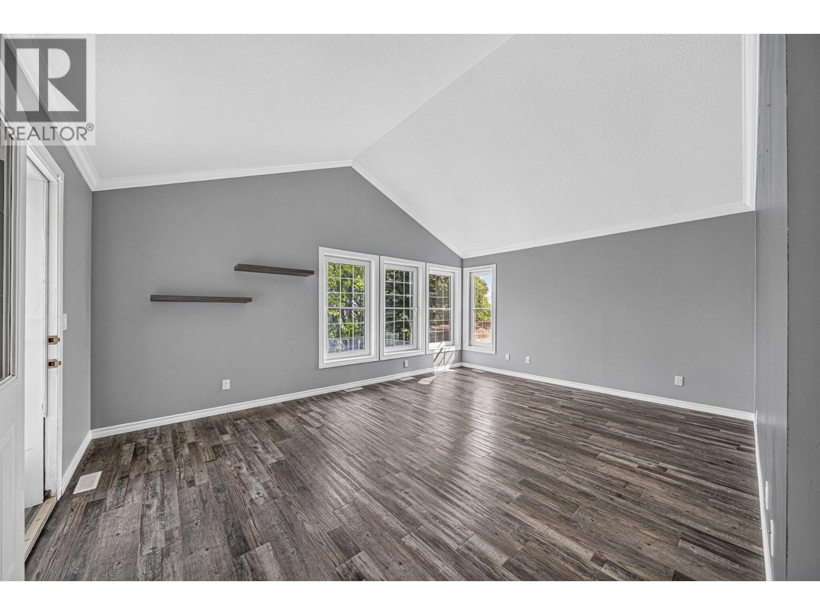 1255 Valley View Drive, Sparwood, British Columbia  V0B 2G2 - Photo 31 - 10395860