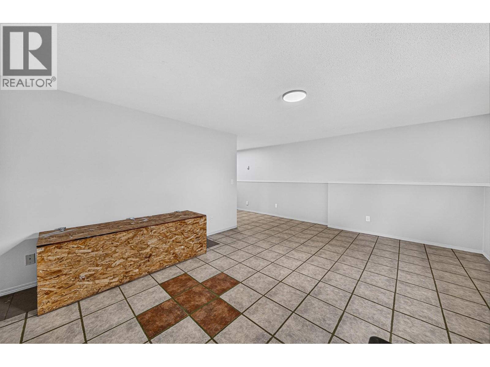 1255 Valley View Drive, Sparwood, British Columbia  V0B 2G2 - Photo 46 - 10395860