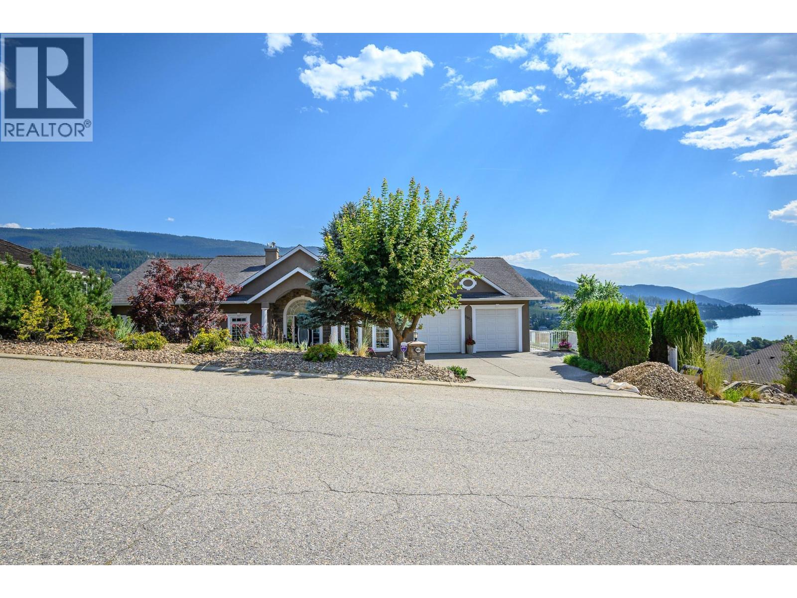 8853 Braeburn Drive, Coldstream, British Columbia  V1B 3W8 - Photo 1 - 10396522