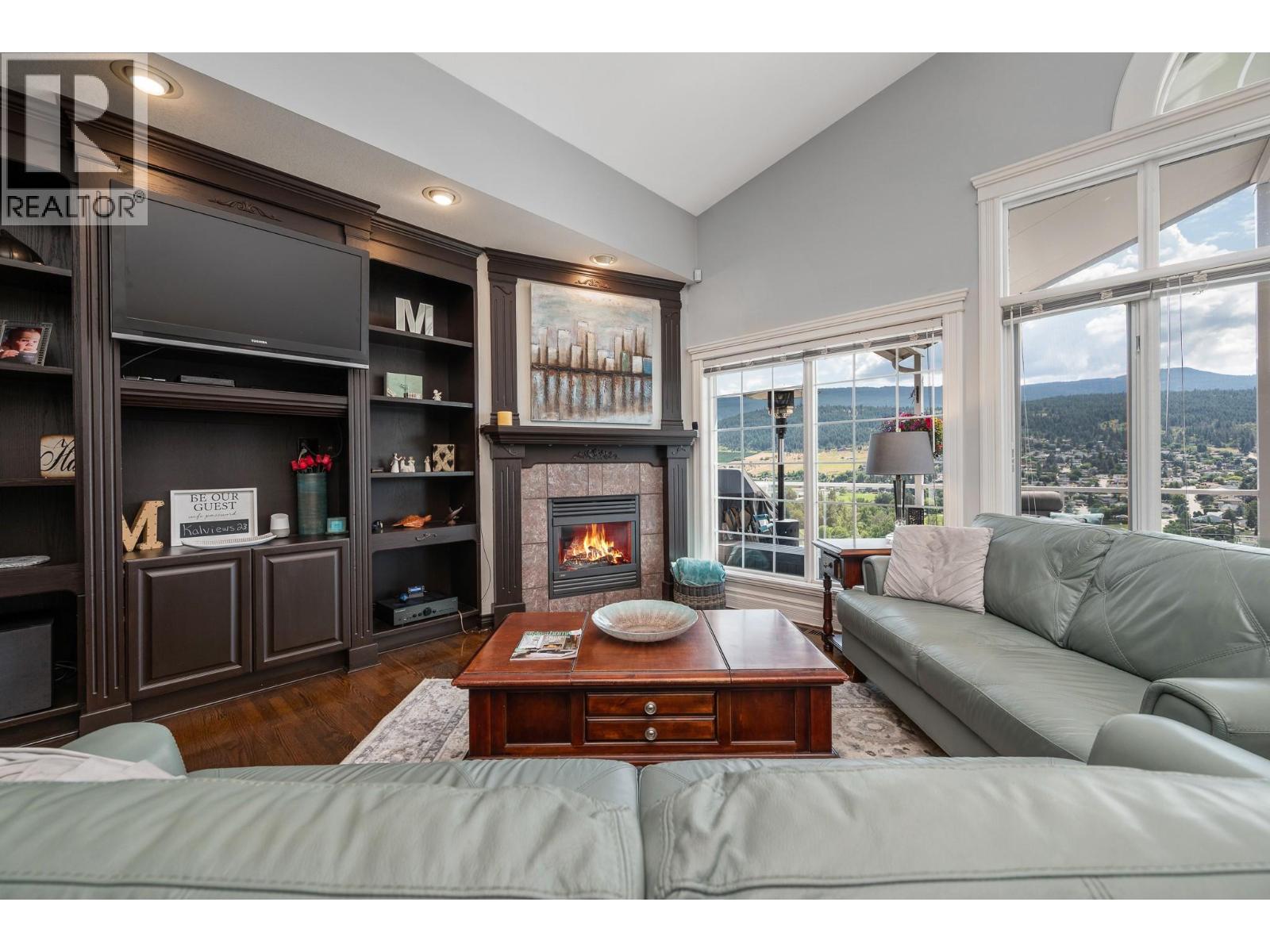 8853 Braeburn Drive, Coldstream, British Columbia  V1B 3W8 - Photo 10 - 10396522