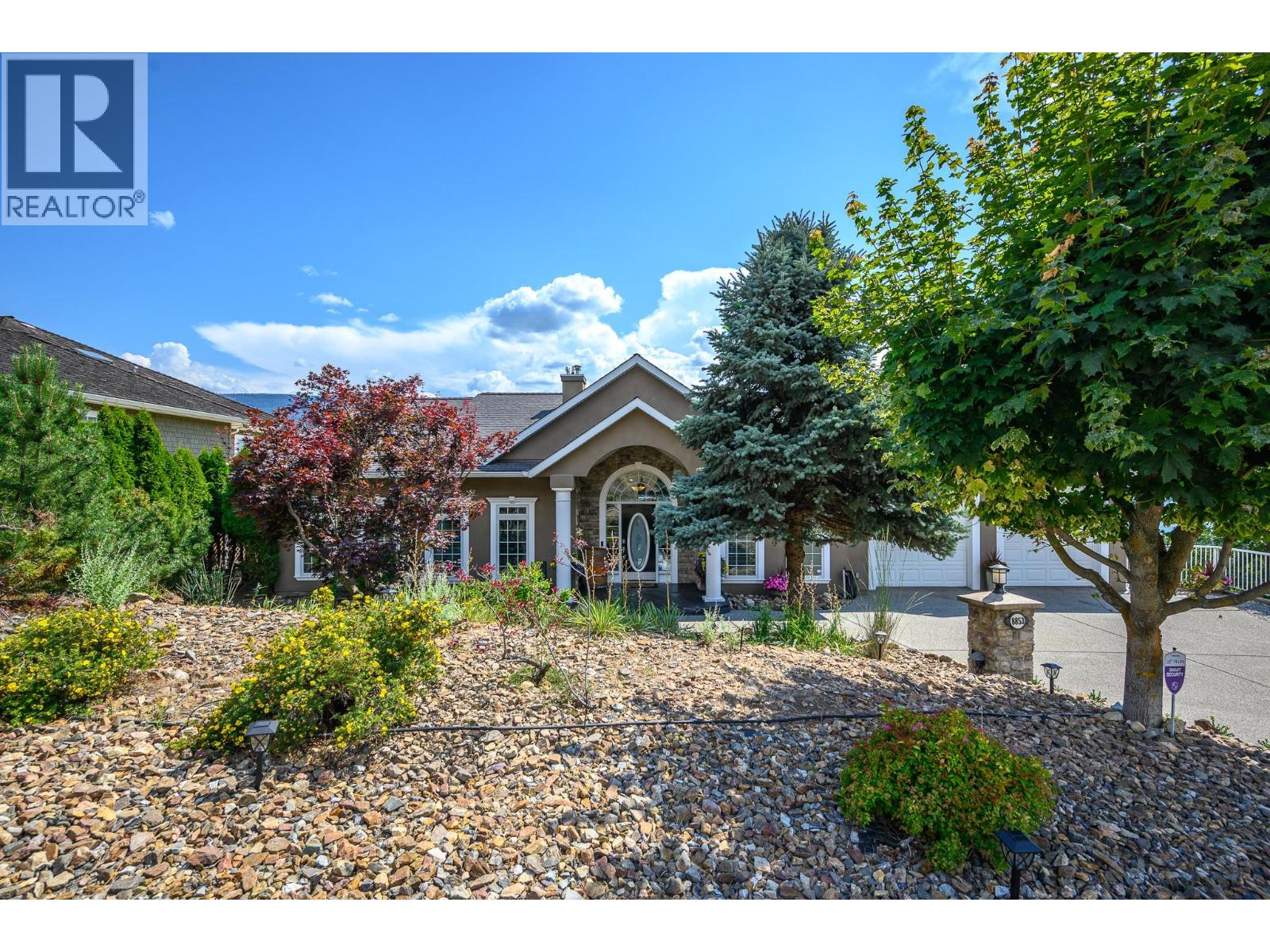 8853 Braeburn Drive, Coldstream, British Columbia  V1B 3W8 - Photo 2 - 10396522