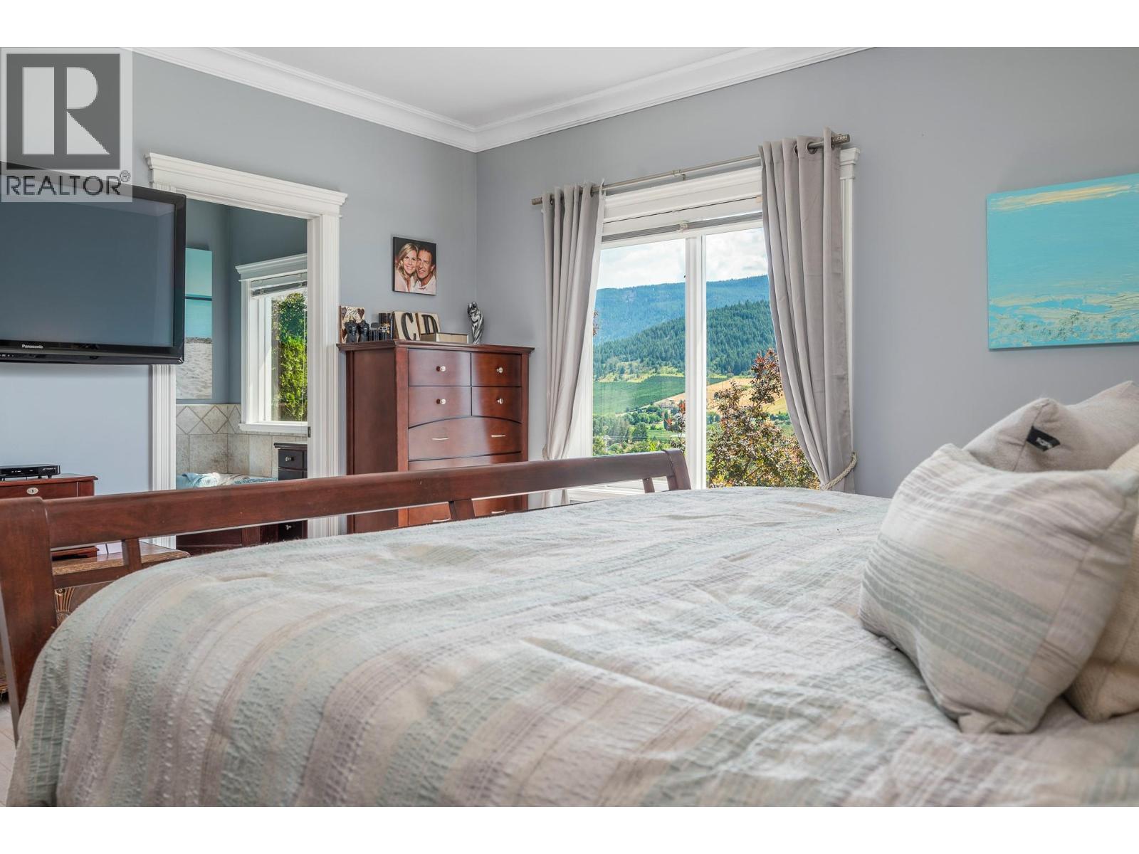 8853 Braeburn Drive, Coldstream, British Columbia  V1B 3W8 - Photo 24 - 10396522
