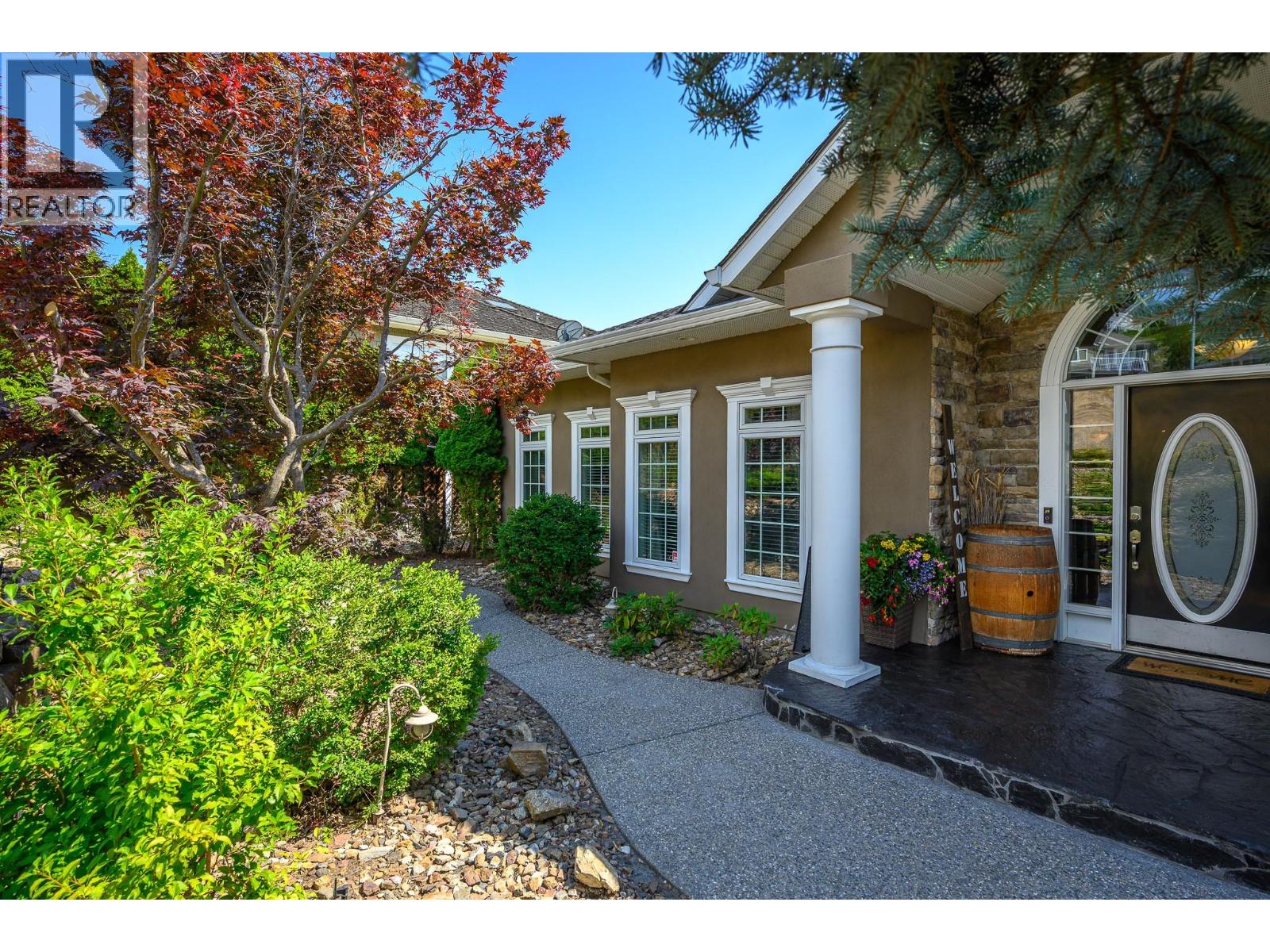 8853 Braeburn Drive, Coldstream, British Columbia  V1B 3W8 - Photo 4 - 10396522