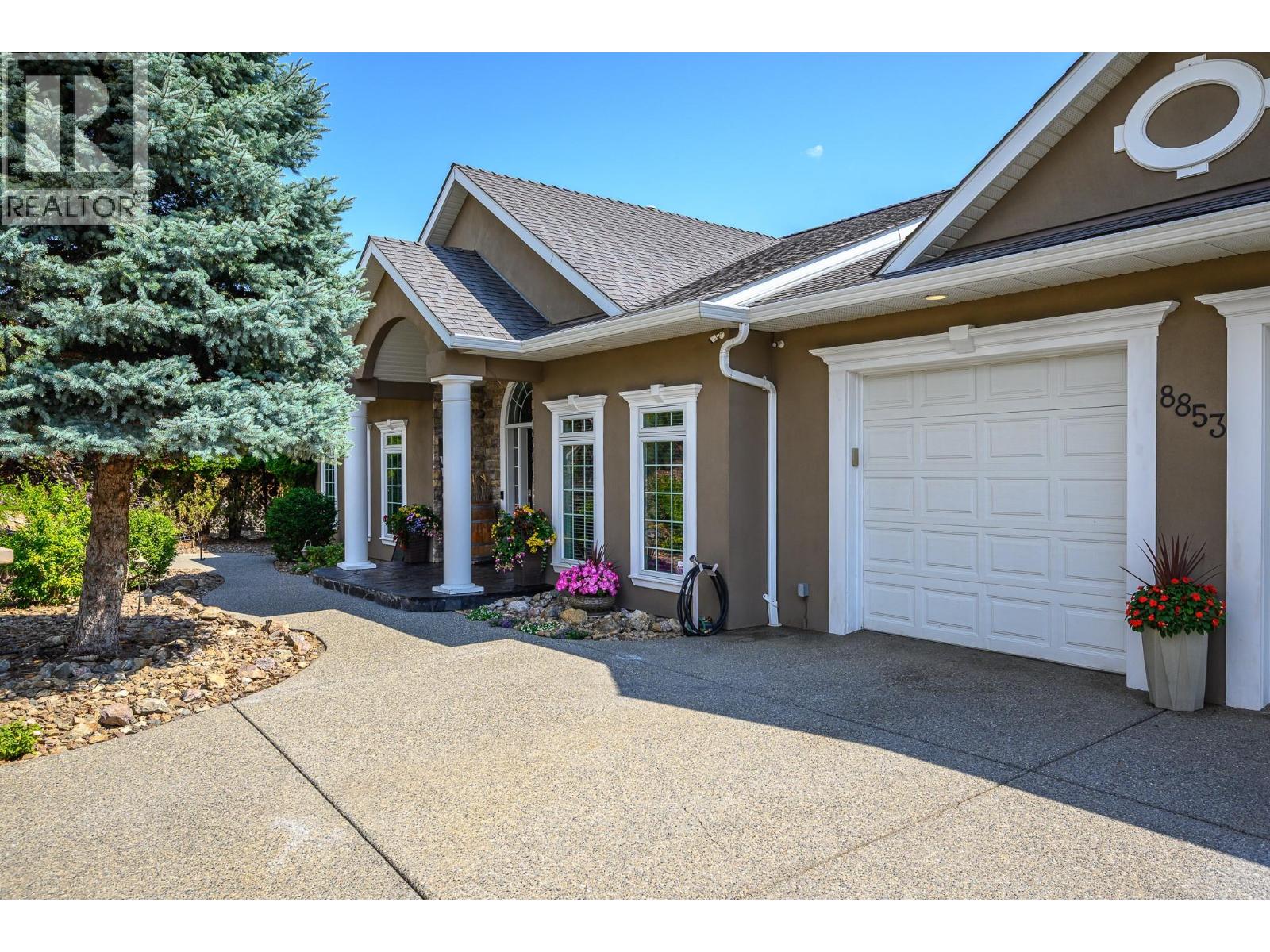 8853 Braeburn Drive, Coldstream, British Columbia  V1B 3W8 - Photo 5 - 10396522
