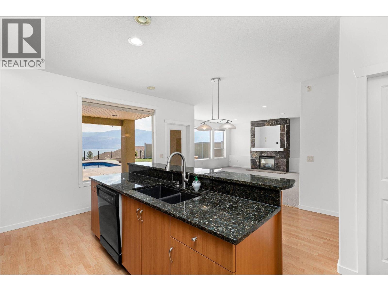 1581 Gregory Road, West Kelowna, British Columbia  V4T 2V7 - Photo 42 - 10396437
