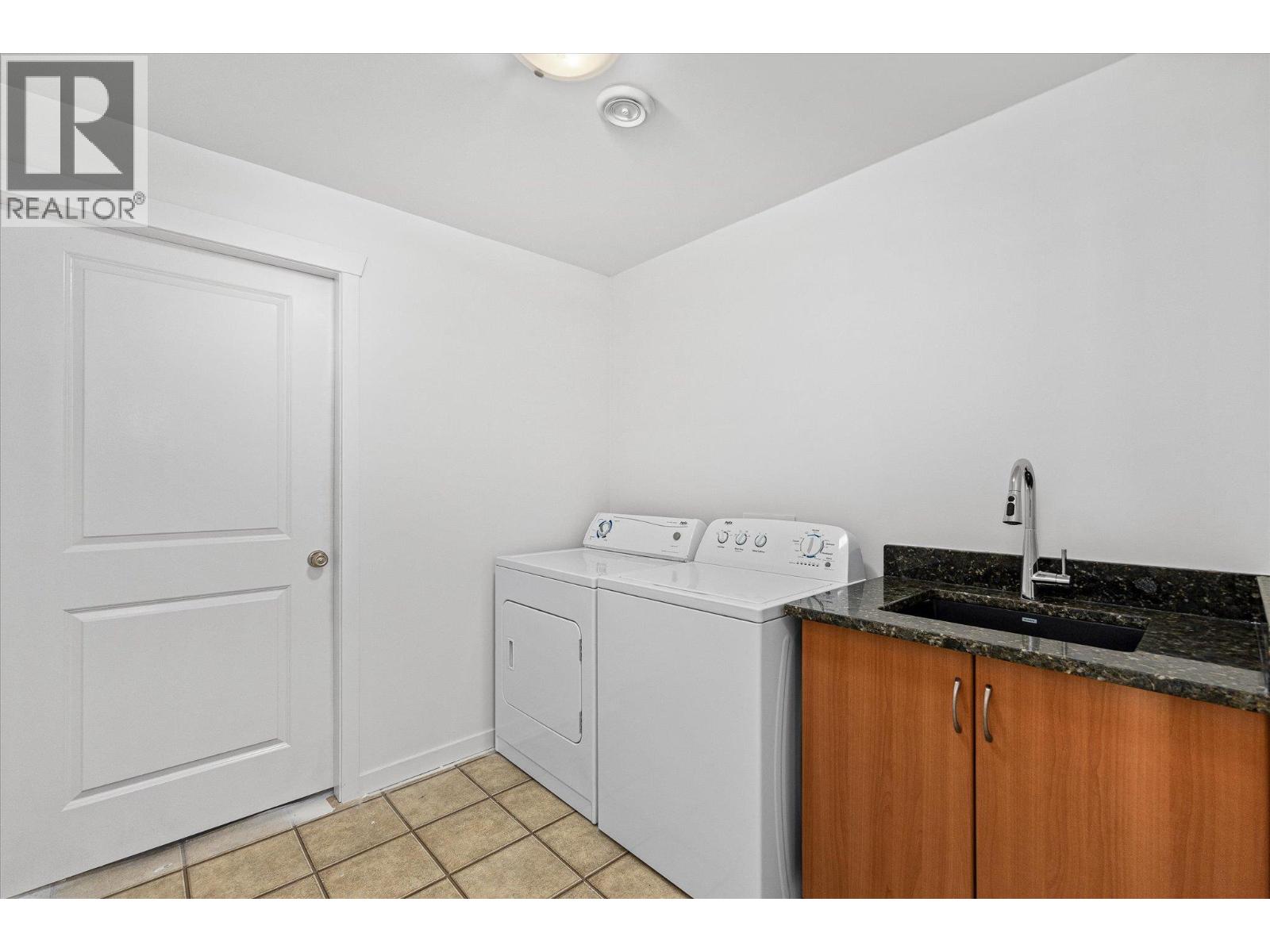 1581 Gregory Road, West Kelowna, British Columbia  V4T 2V7 - Photo 51 - 10396437