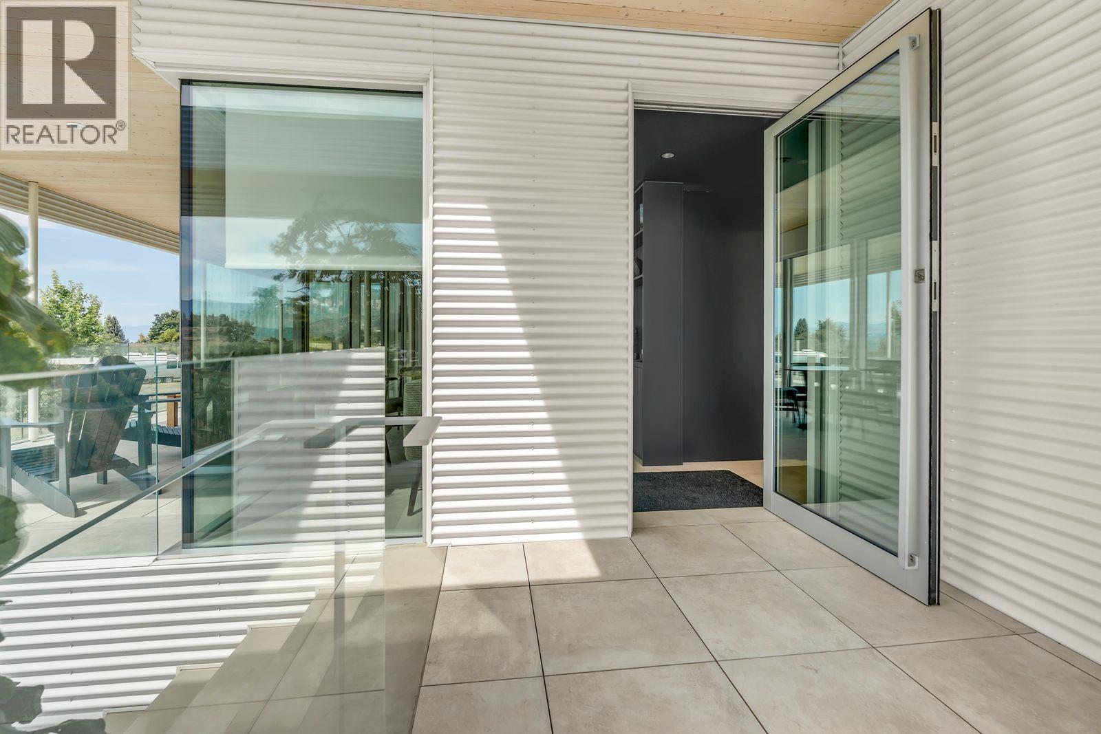 1243 Evans Avenue, Penticton, British Columbia  V2A 8R7 - Photo 11 - 10396443