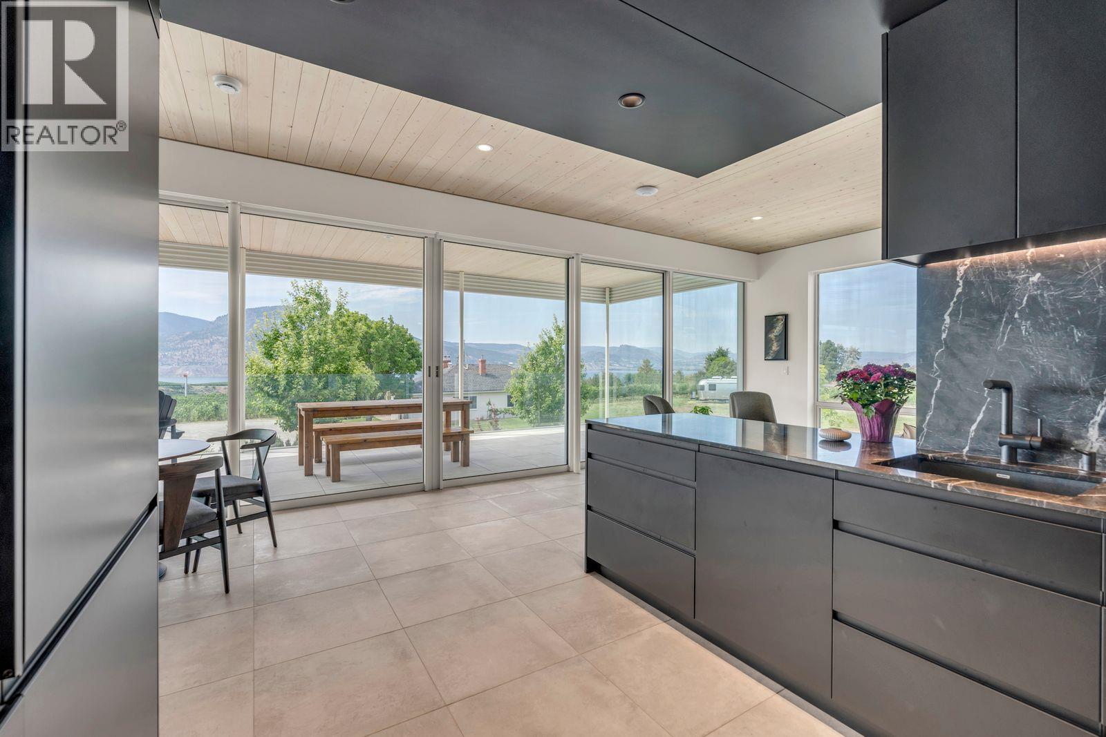1243 Evans Avenue, Penticton, British Columbia  V2A 8R7 - Photo 15 - 10396443