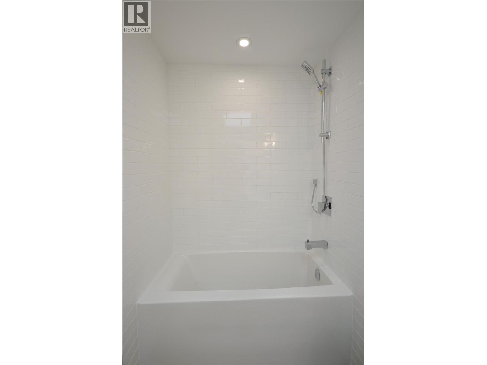8900 Jim Bailey Road Unit# 126, Kelowna, British Columbia  V1H 2A4 - Photo 28 - 10396250