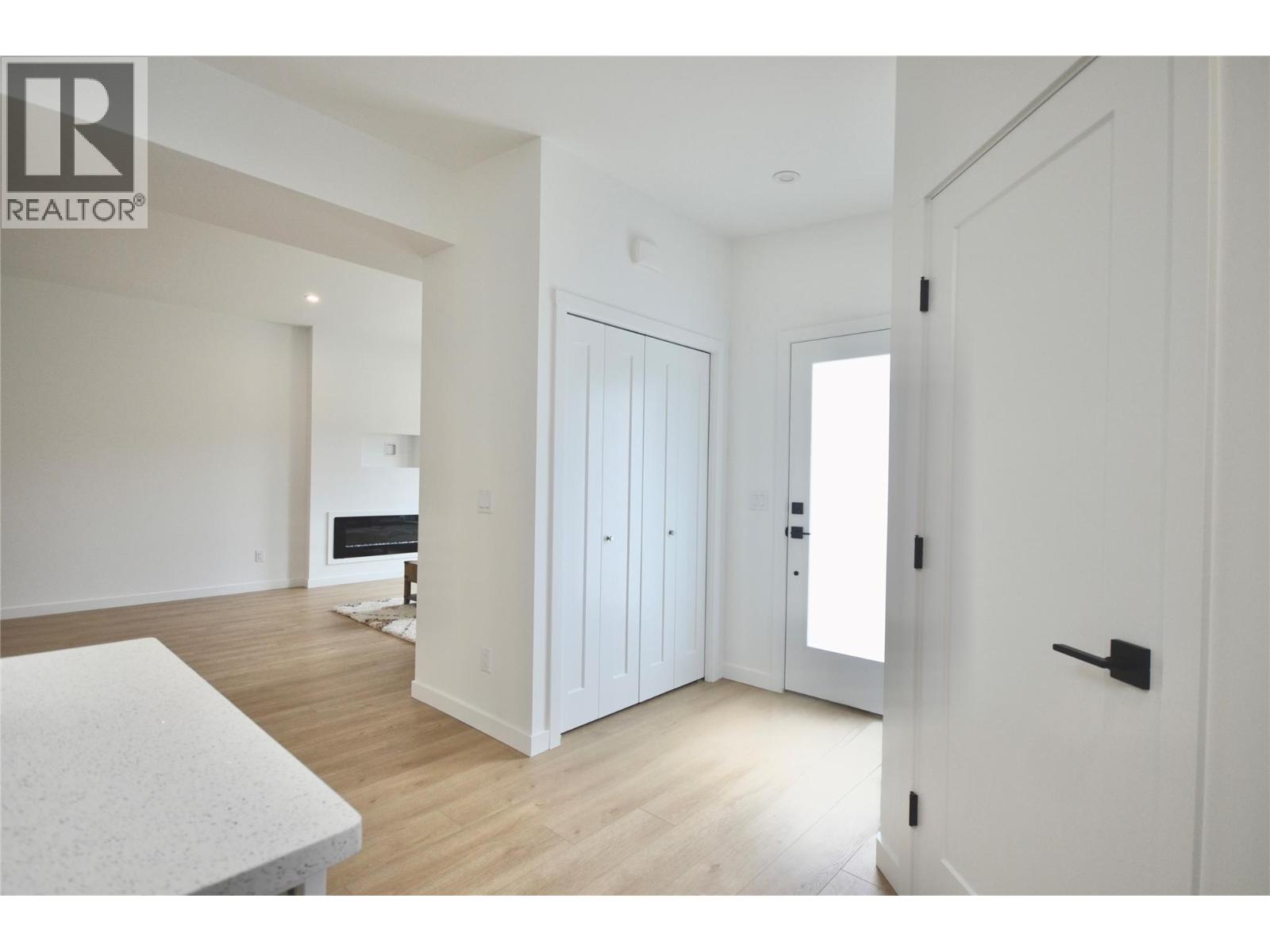 8900 Jim Bailey Road Unit# 126, Kelowna, British Columbia  V1H 2A4 - Photo 3 - 10396250