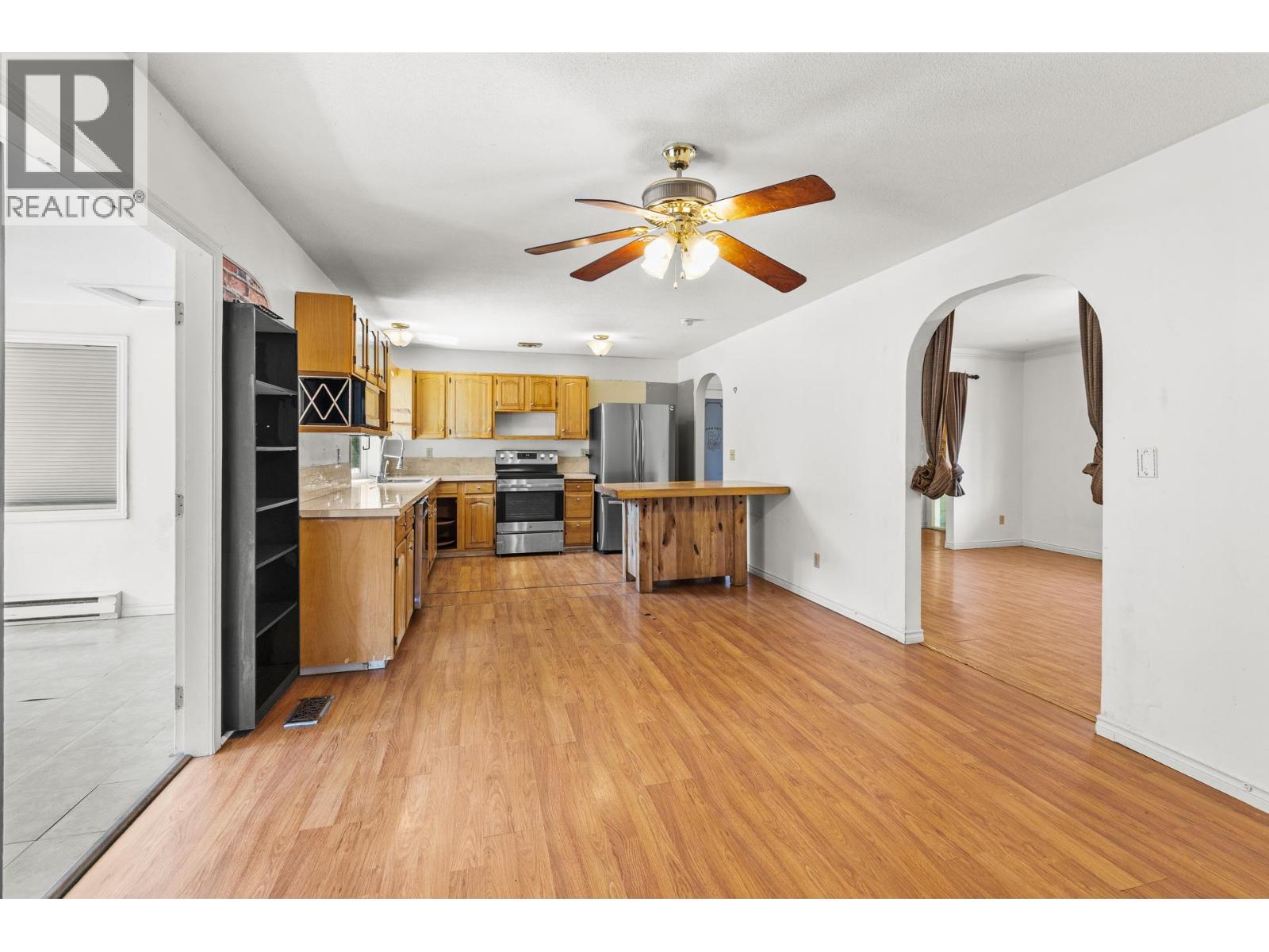 925 Sutherland Avenue, Kelowna, British Columbia  V1Y 5X6 - Photo 11 - 10396359