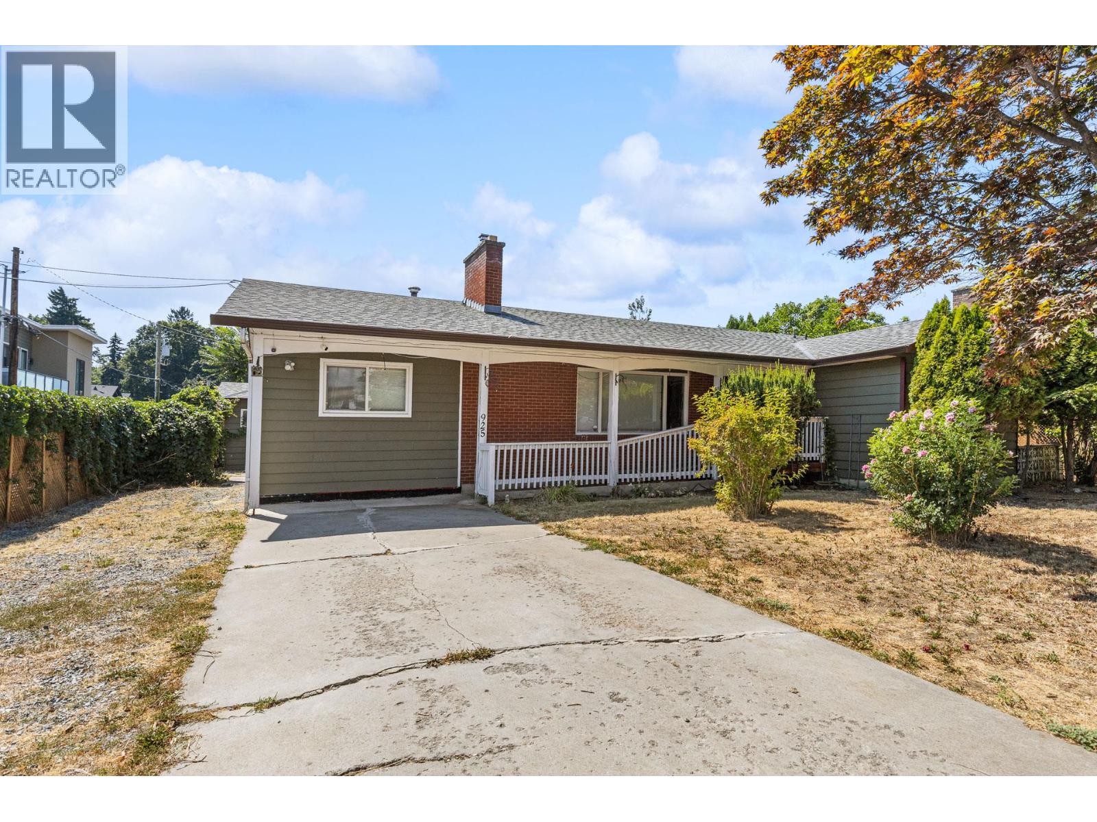 925 Sutherland Avenue, Kelowna, British Columbia  V1Y 5X6 - Photo 3 - 10396359