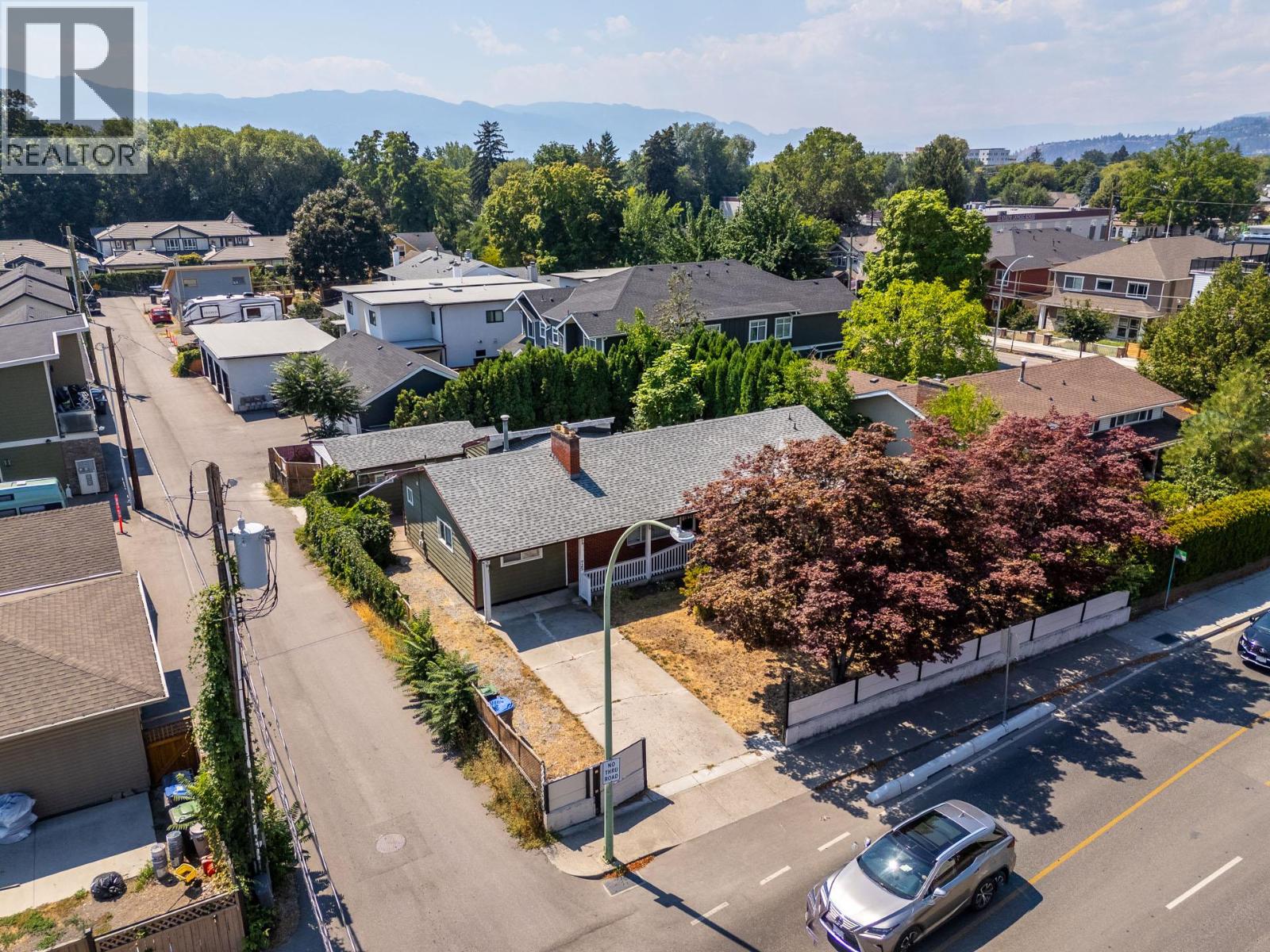 925 Sutherland Avenue, Kelowna, British Columbia  V1Y 5X6 - Photo 41 - 10396359