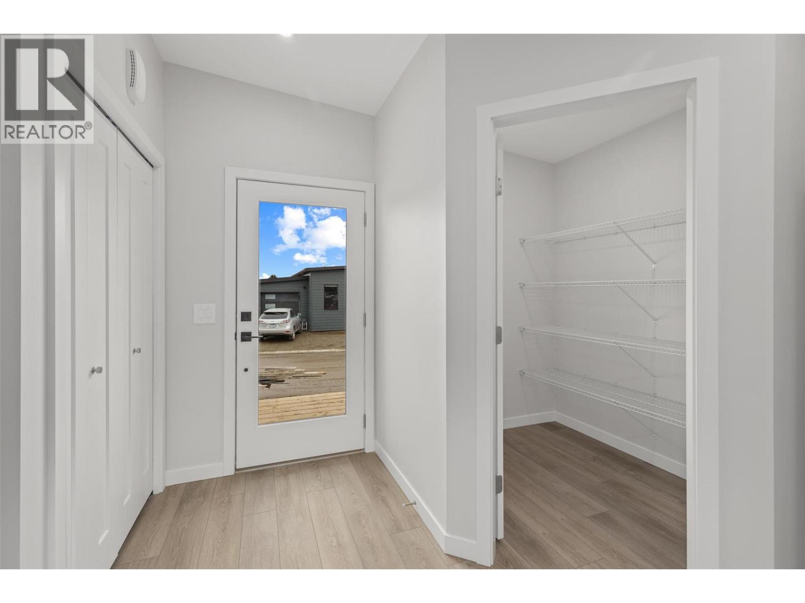 8900 Jim Bailey Road Unit# 115, Kelowna, British Columbia  V4V 1E5 - Photo 4 - 10396265