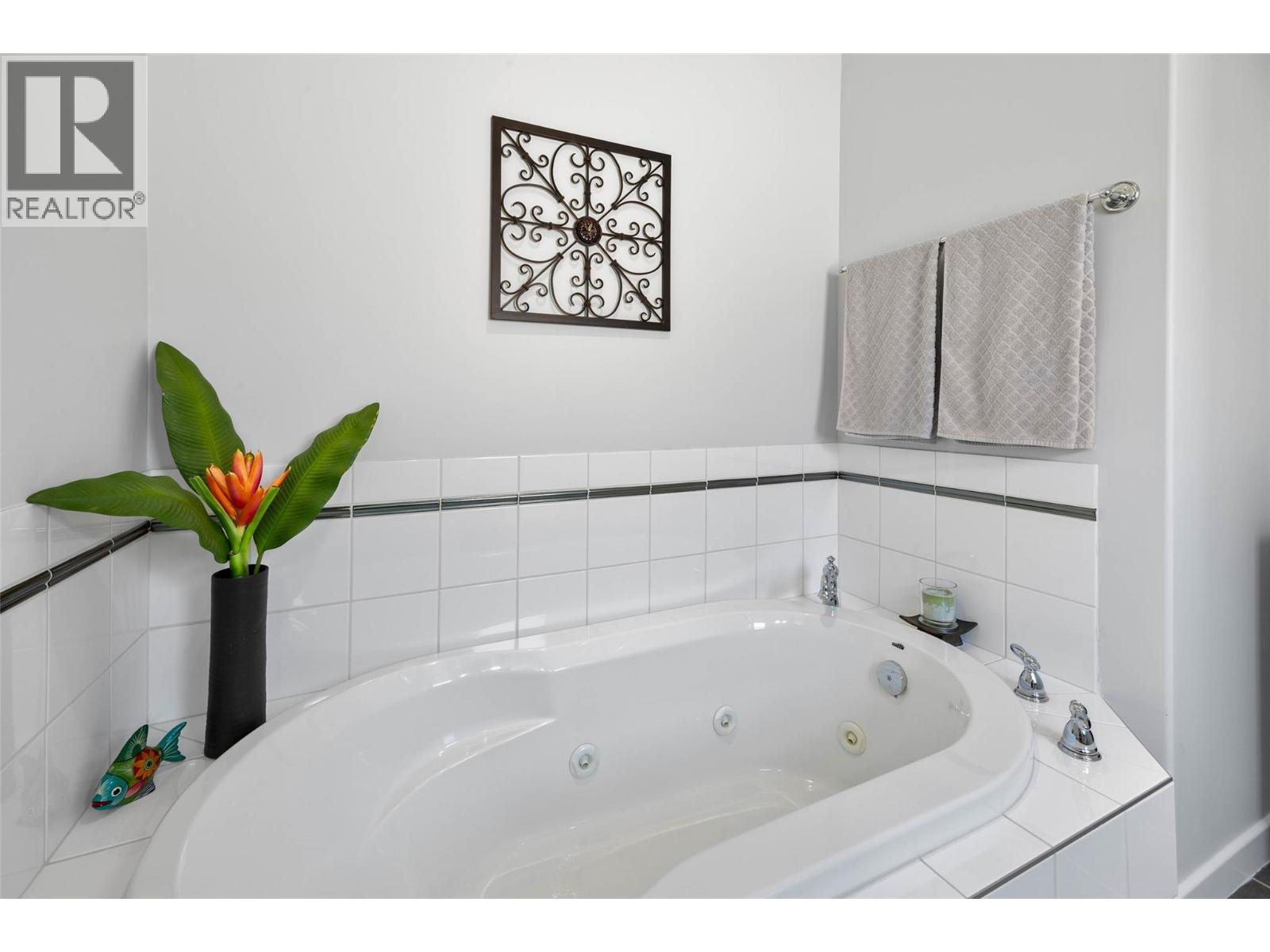 757 Rosewood Crescent, Kamloops, British Columbia  V2H 1S3 - Photo 13 - 10396458