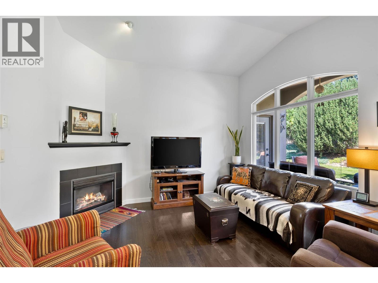 757 Rosewood Crescent, Kamloops, British Columbia  V2H 1S3 - Photo 5 - 10396458