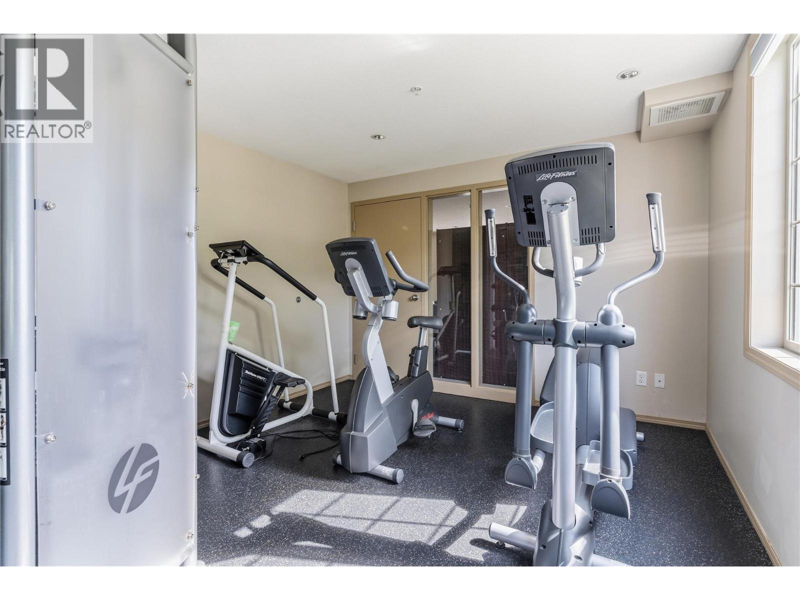 1875 Country Club Drive Unit# 1405, Kelowna, British Columbia  V1V 2W7 - Photo 28 - 10396444