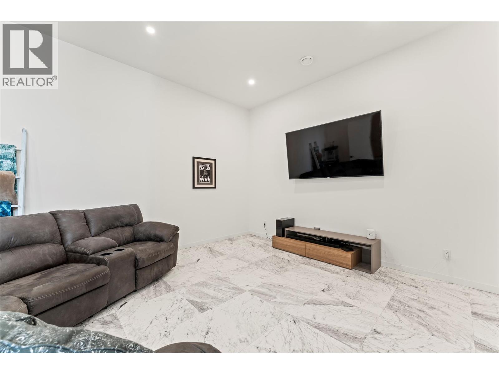 9815 Beacon Hill Crescent, Lake Country, British Columbia  V4V 0A5 - Photo 32 - 10395923