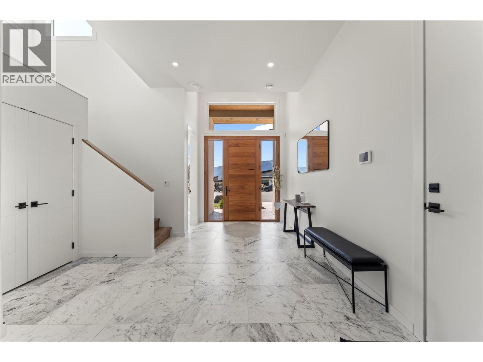 9815 Beacon Hill Crescent, Lake Country, British Columbia  V4V 0A5 - Photo 38 - 10395923