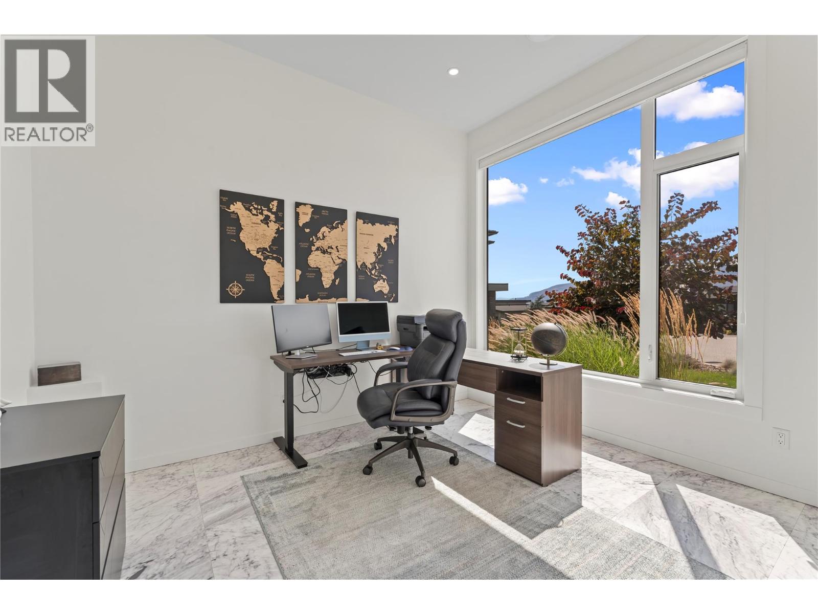 9815 Beacon Hill Crescent, Lake Country, British Columbia  V4V 0A5 - Photo 6 - 10395923