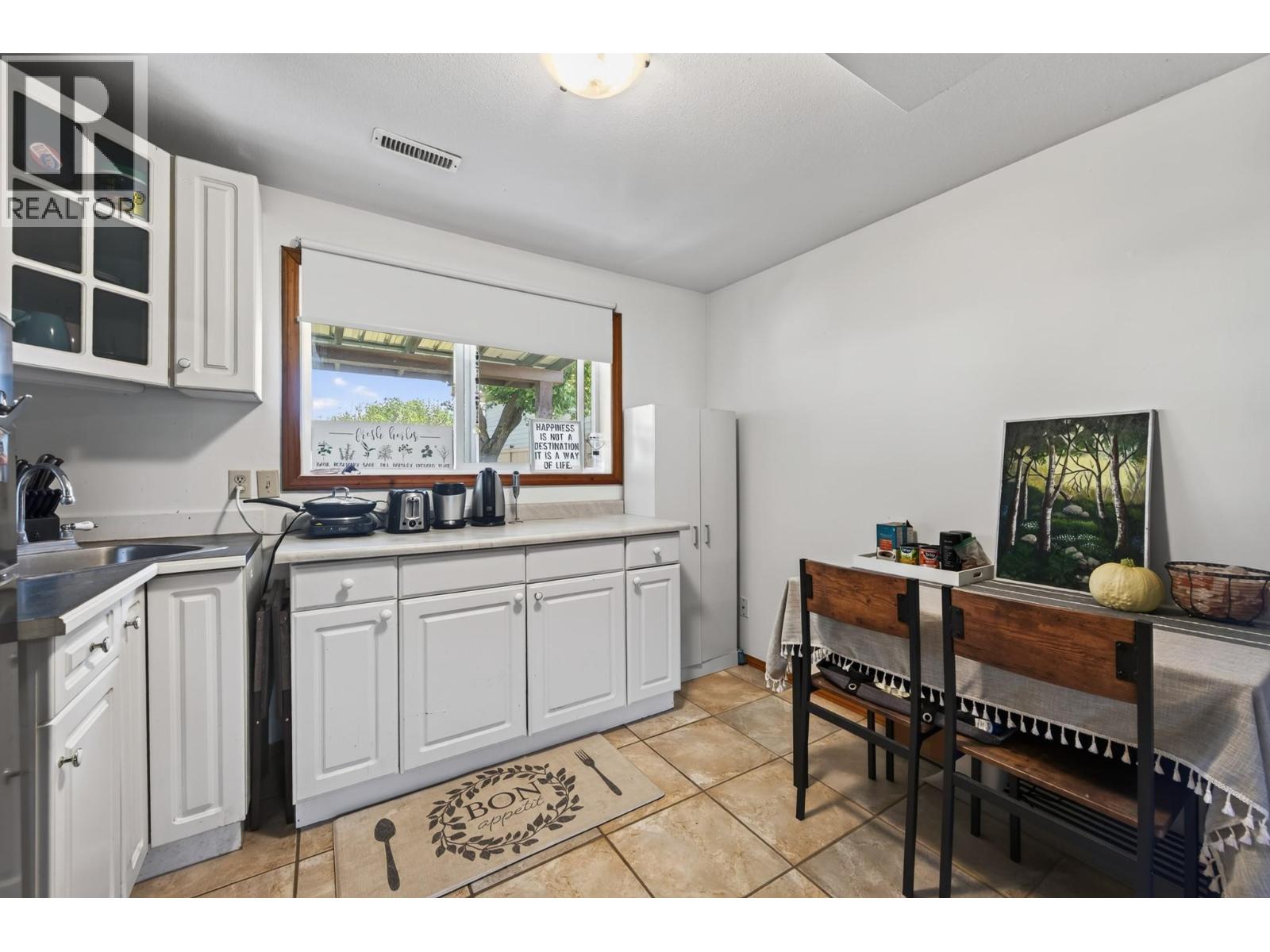 6750 Heffley Road, Kamloops, British Columbia  V2H 0B4 - Photo 34 - 10396389