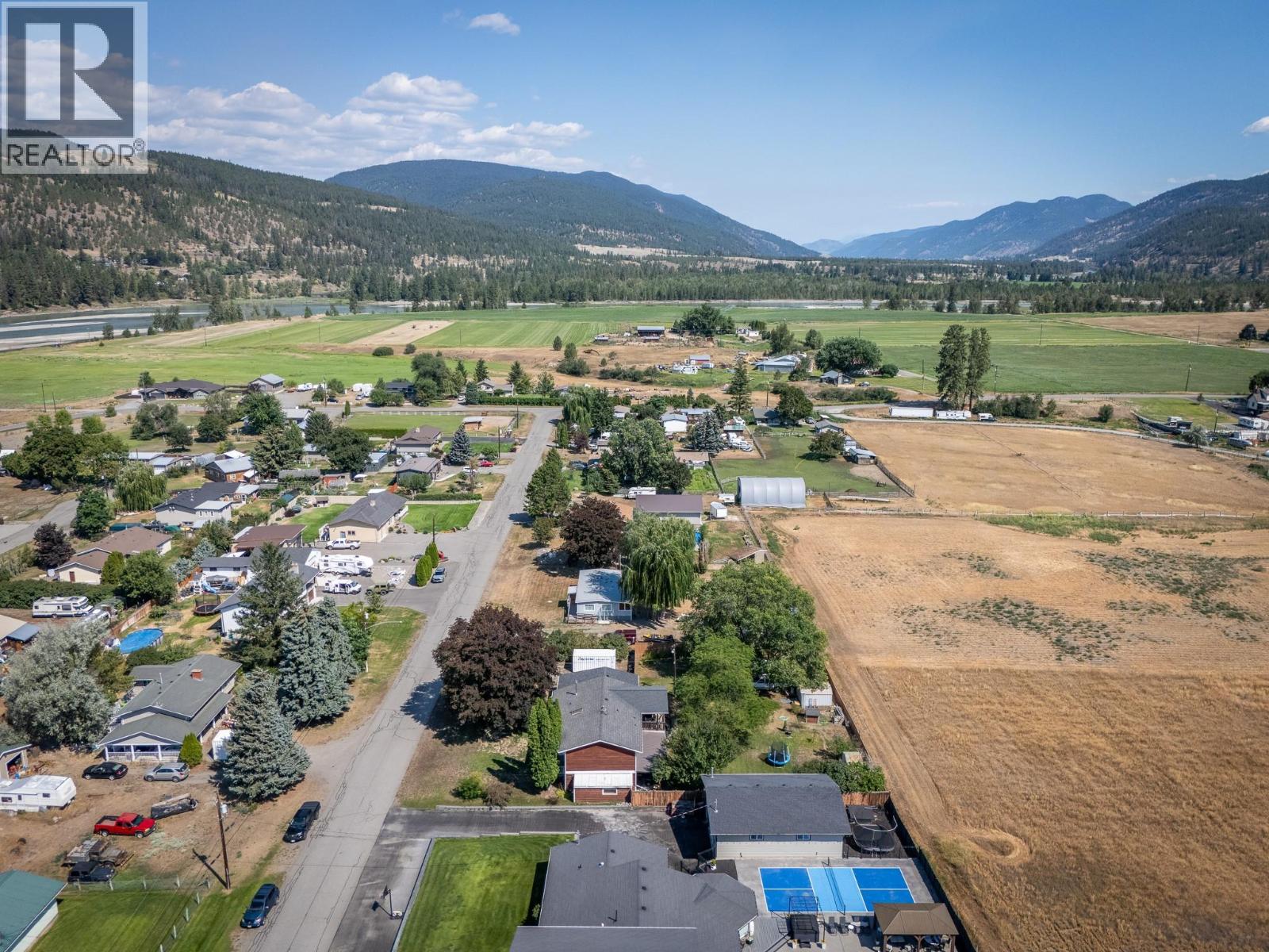 6750 Heffley Road, Kamloops, British Columbia  V2H 0B4 - Photo 4 - 10396389