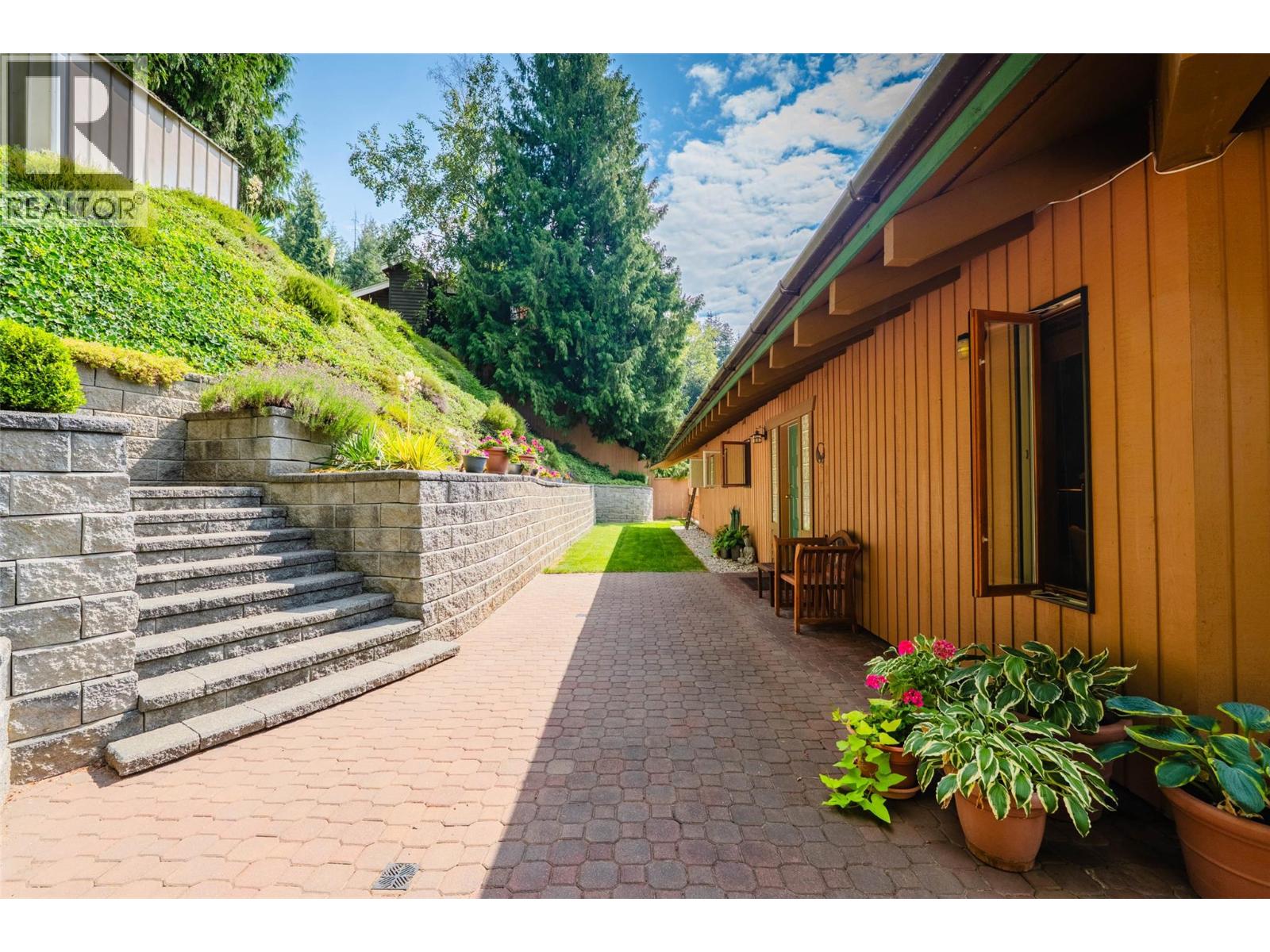 6714 3a Highway, Nelson, British Columbia  V1L 6S2 - Photo 82 - 10396478