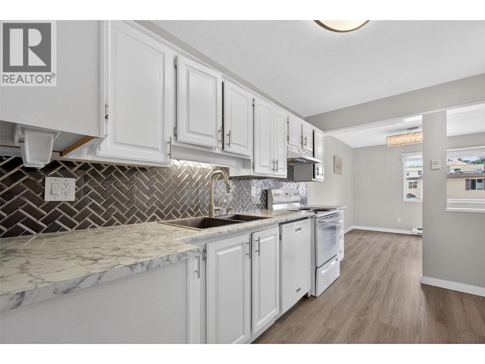 1610 Gordon Drive Unit# 101 Lot# 1, Kelowna, British Columbia  V1Y 3G9 - Photo 1 - 10396249