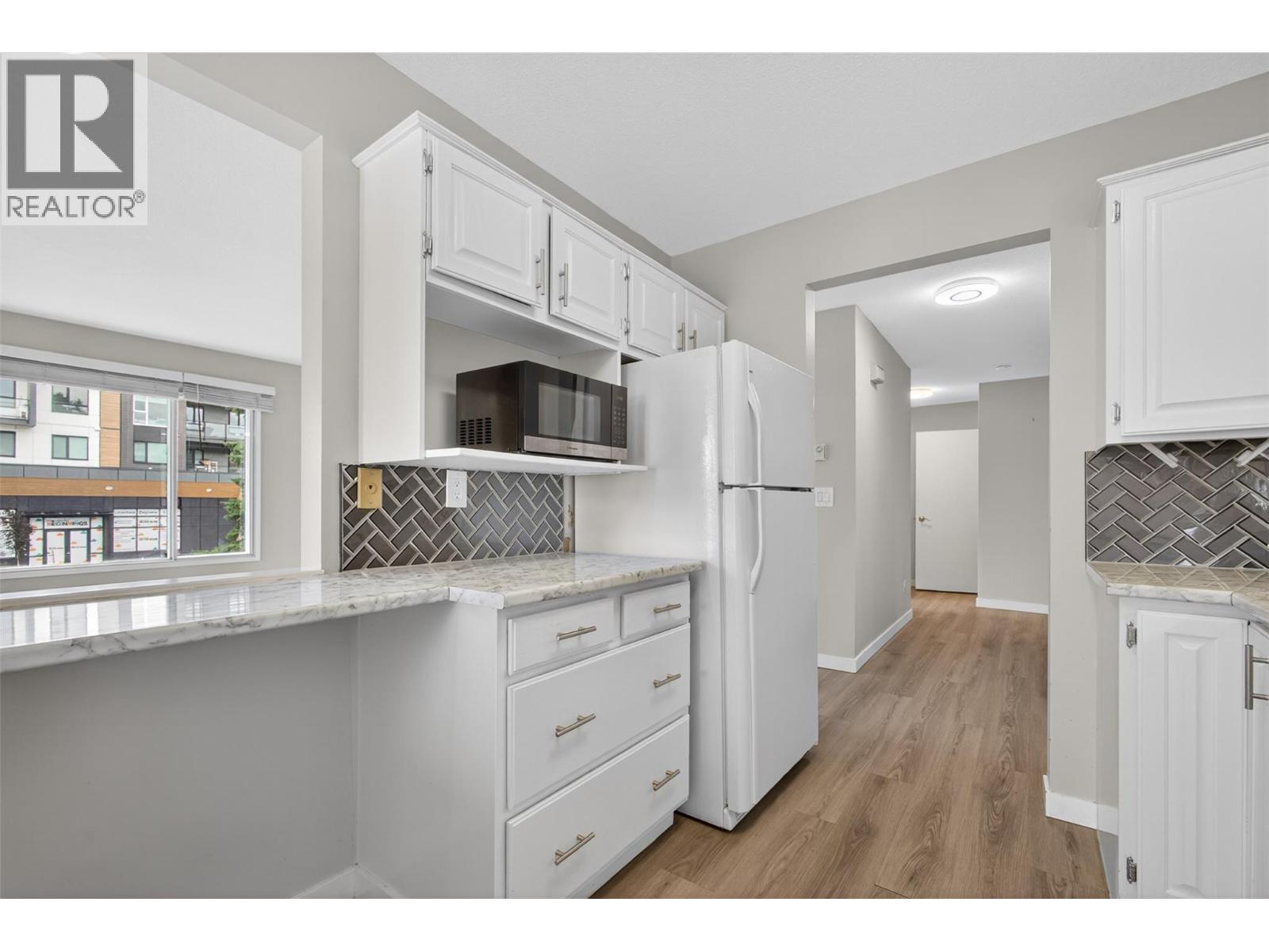 1610 Gordon Drive Unit# 101 Lot# 1, Kelowna, British Columbia  V1Y 3G9 - Photo 2 - 10396249