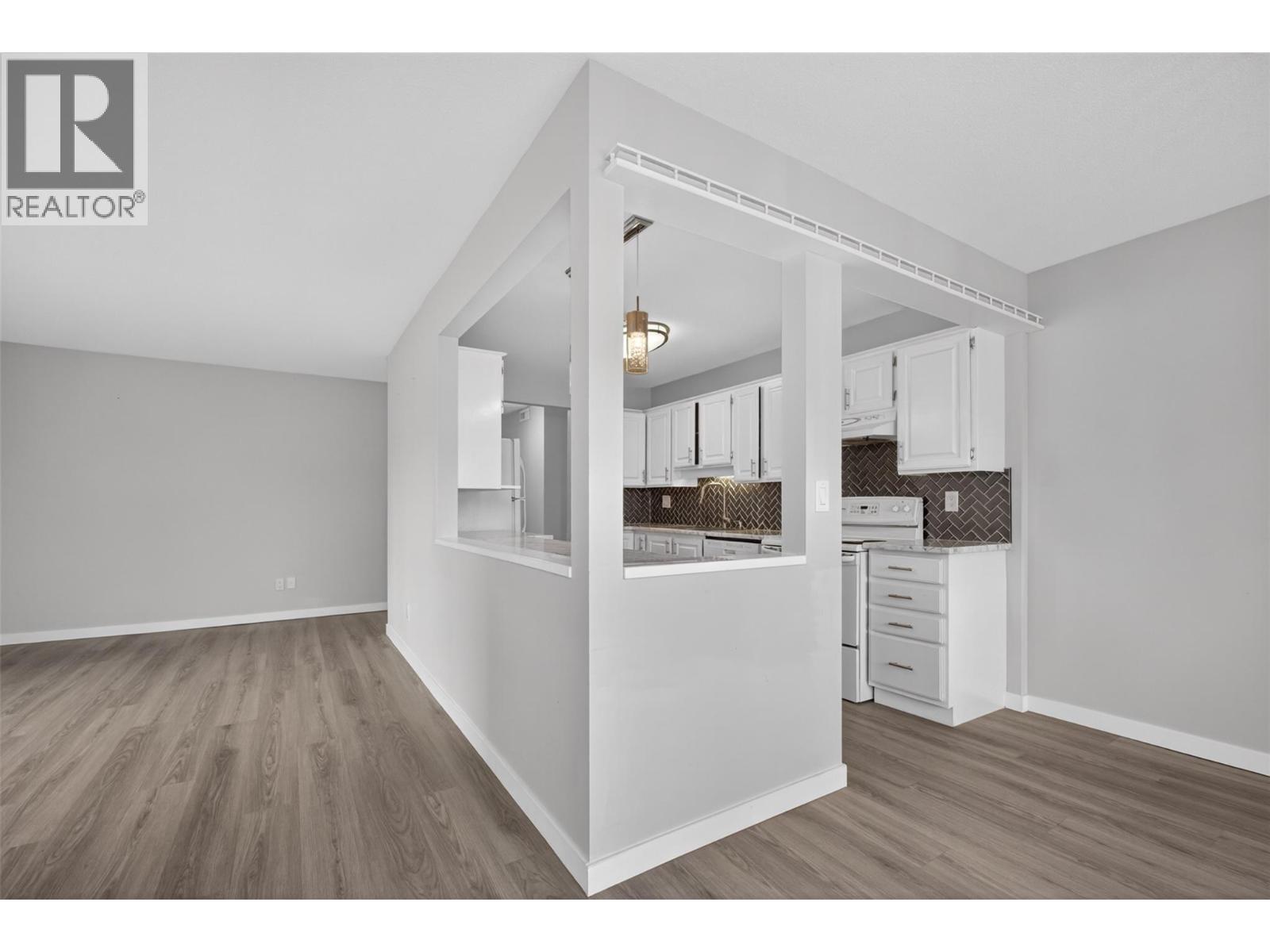 1610 Gordon Drive Unit# 101 Lot# 1, Kelowna, British Columbia  V1Y 3G9 - Photo 4 - 10396249