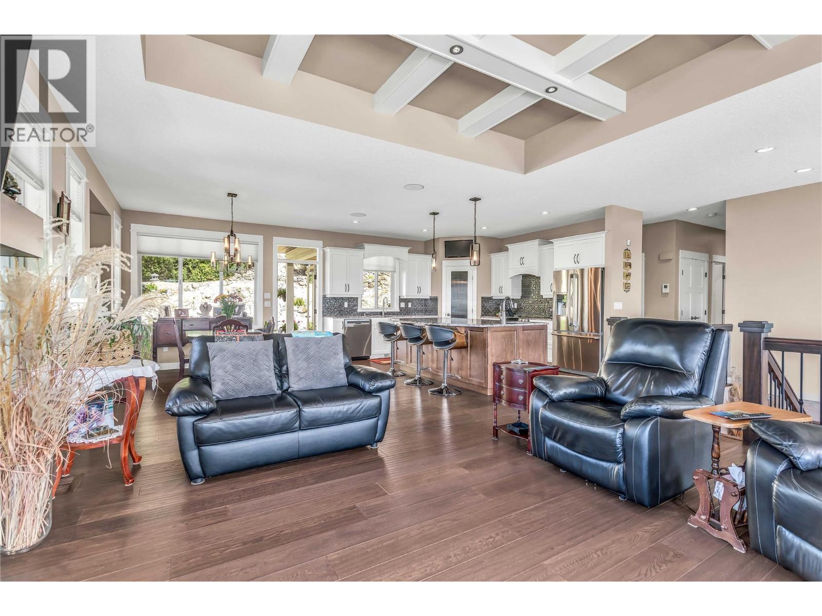 8780 Braeburn Drive, Coldstream, British Columbia  V1B 4E5 - Photo 11 - 10396511